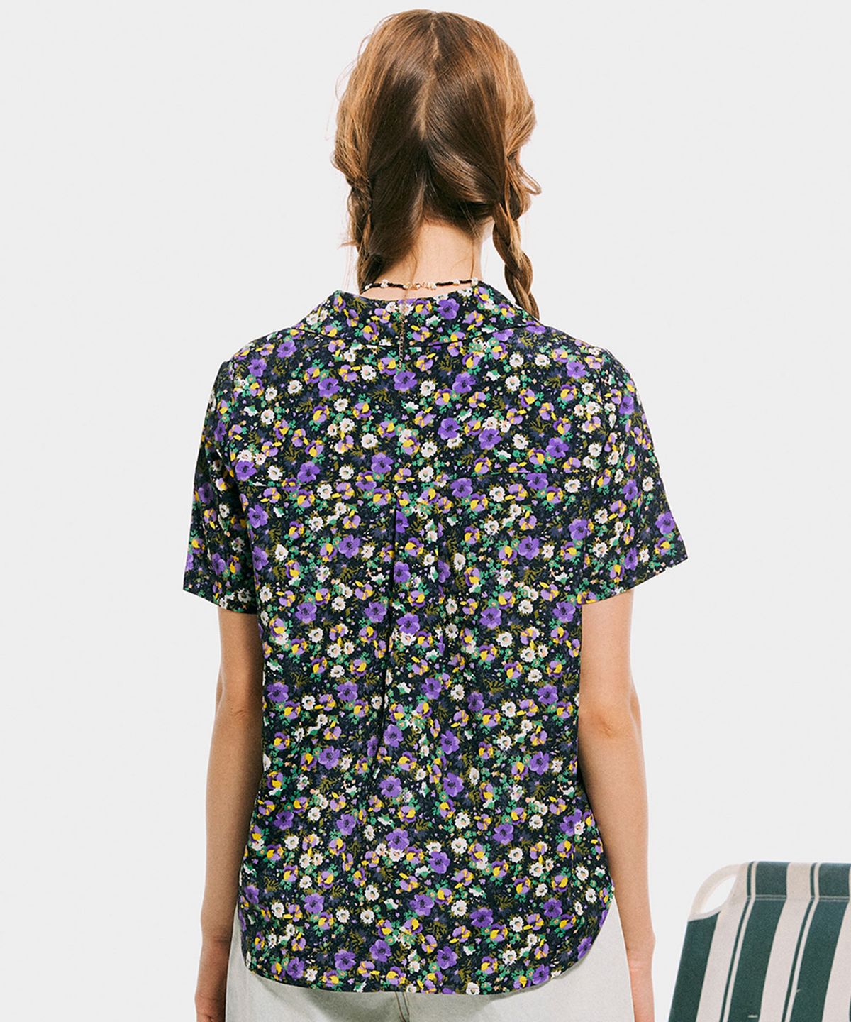준준스페이스(JUNEJUNE SPACE) Floral Shirts_Navy(플로랄 반팔셔츠_네이비)