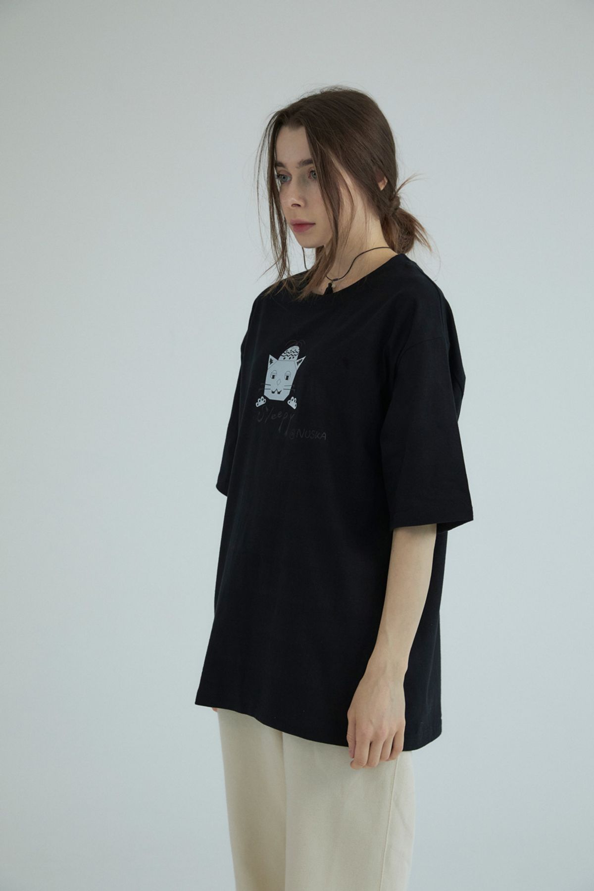 누스카(NUSKA) 빅 루디 남녀공용 오버핏 반팔 티셔츠(블랙)