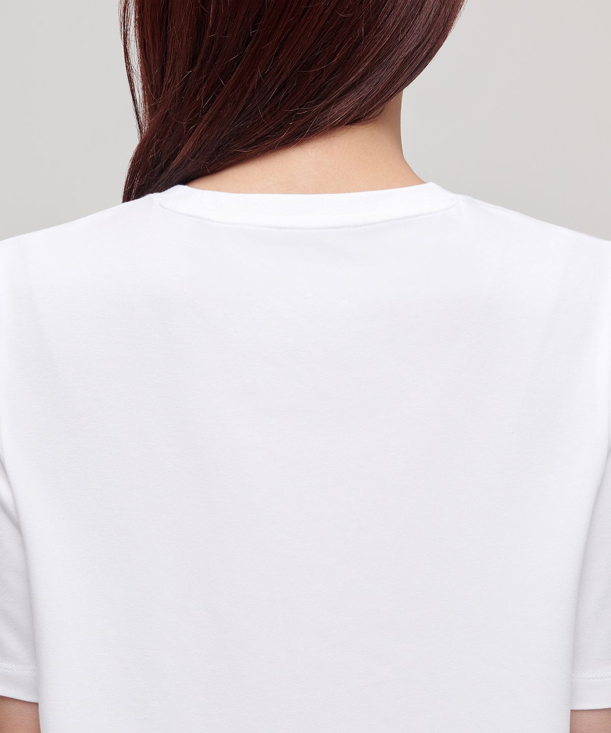 무신사 스탠다드 우먼(MUSINSA STANDARD WOMAN) 우먼즈 크루 넥 롱 티셔츠 드레스 [화이트]