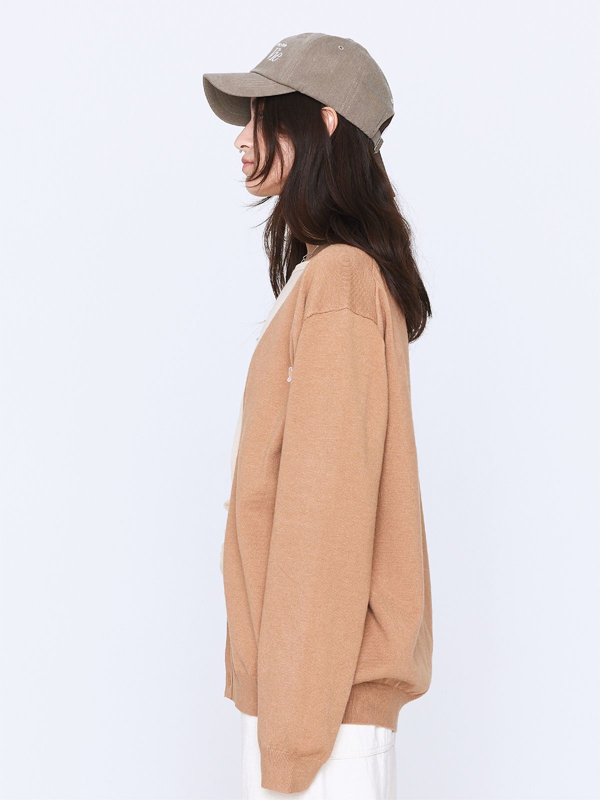 레이지레이크(LAZY LAKE) 오터 쉐잎 브이넥 가디건 베이지 M