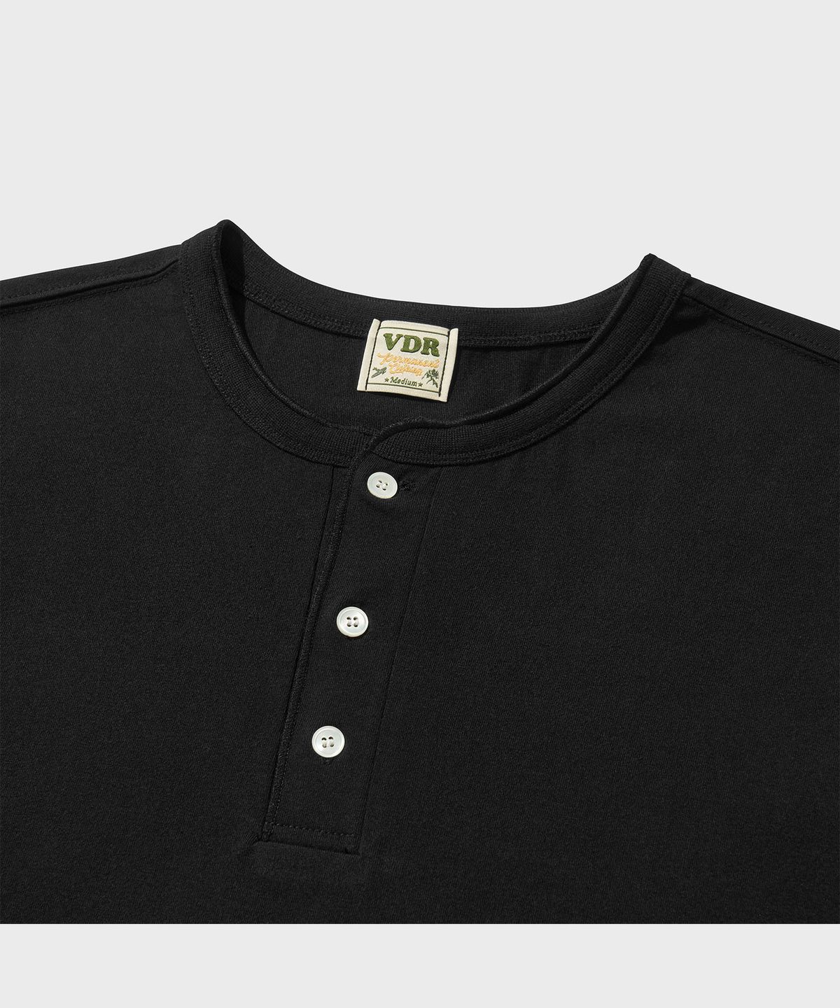 비디알(VDR) COZY HENLY NECK T-SHIRT [Black Night]