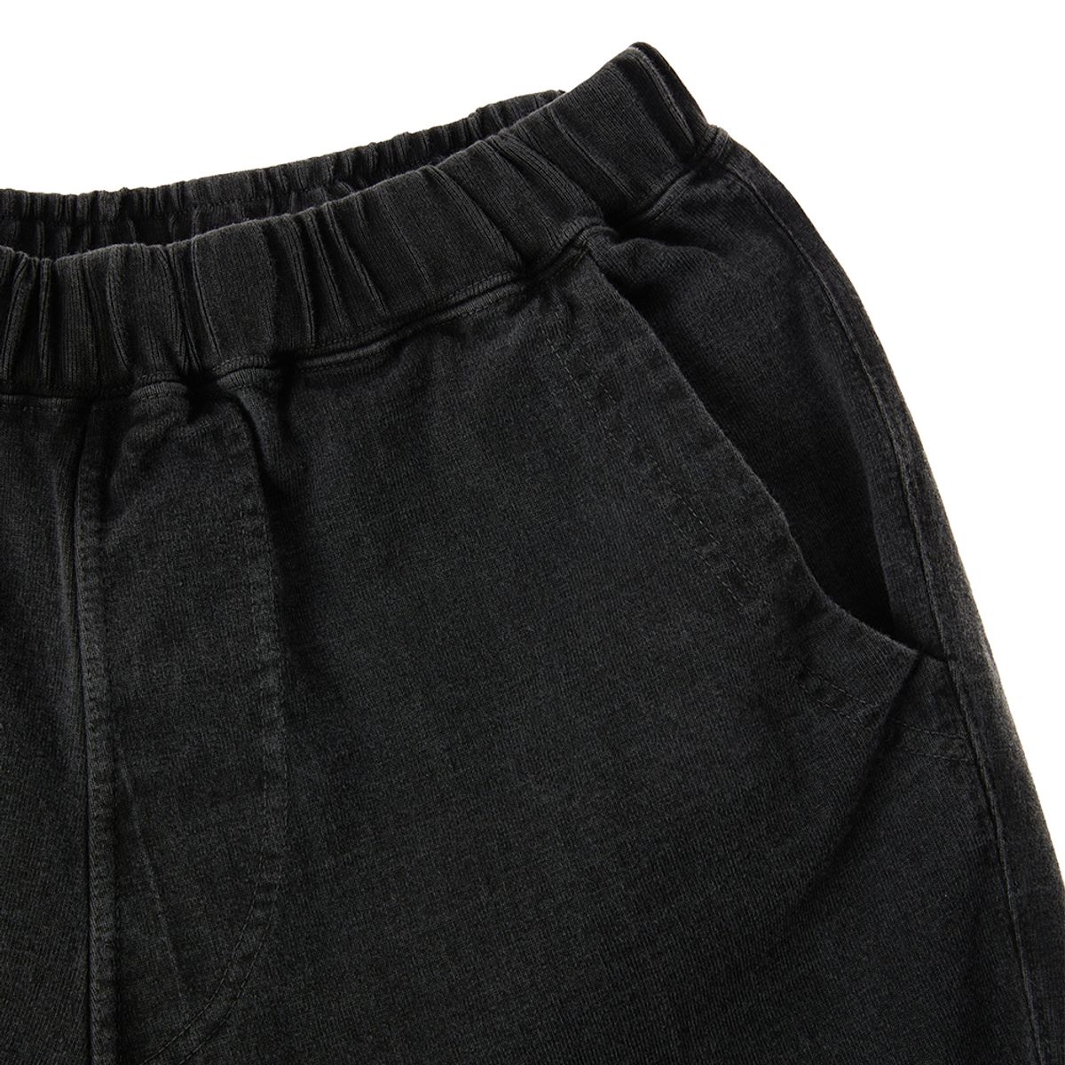 굿온(GOODON) 9oz 헤비코튼 트레블 반바지 - 피그먼트 블랙