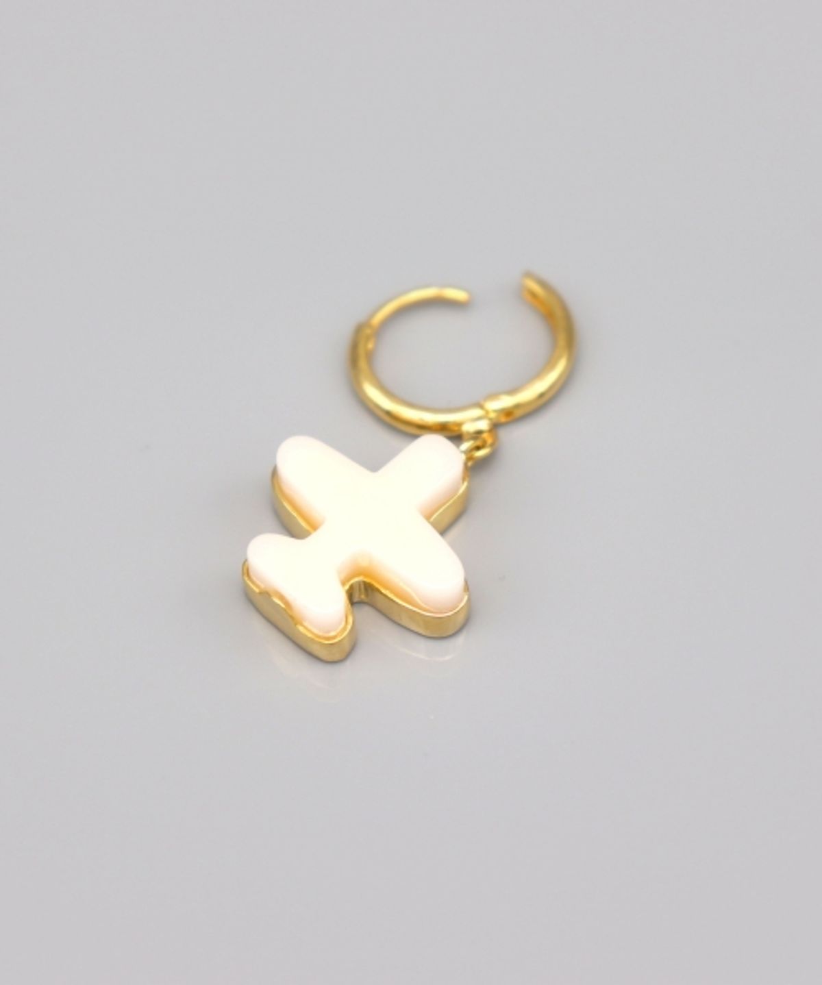 봉보(BONBEAU) Color acrylic airplane gold ring Eearings 컬러 비행기 골드링 은침 귀걸이