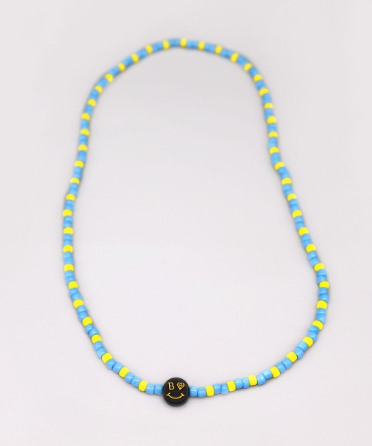 봉보(BONBEAU) Kitsch smile twotone beads Necklace 키치 스마일 팬던트 투톤 비즈 목걸이 5color