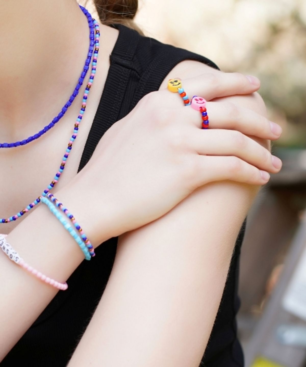 봉보(BONBEAU) Kitsch smile twotone beads Ring 키치 스마일 투톤 비즈 반지 5color