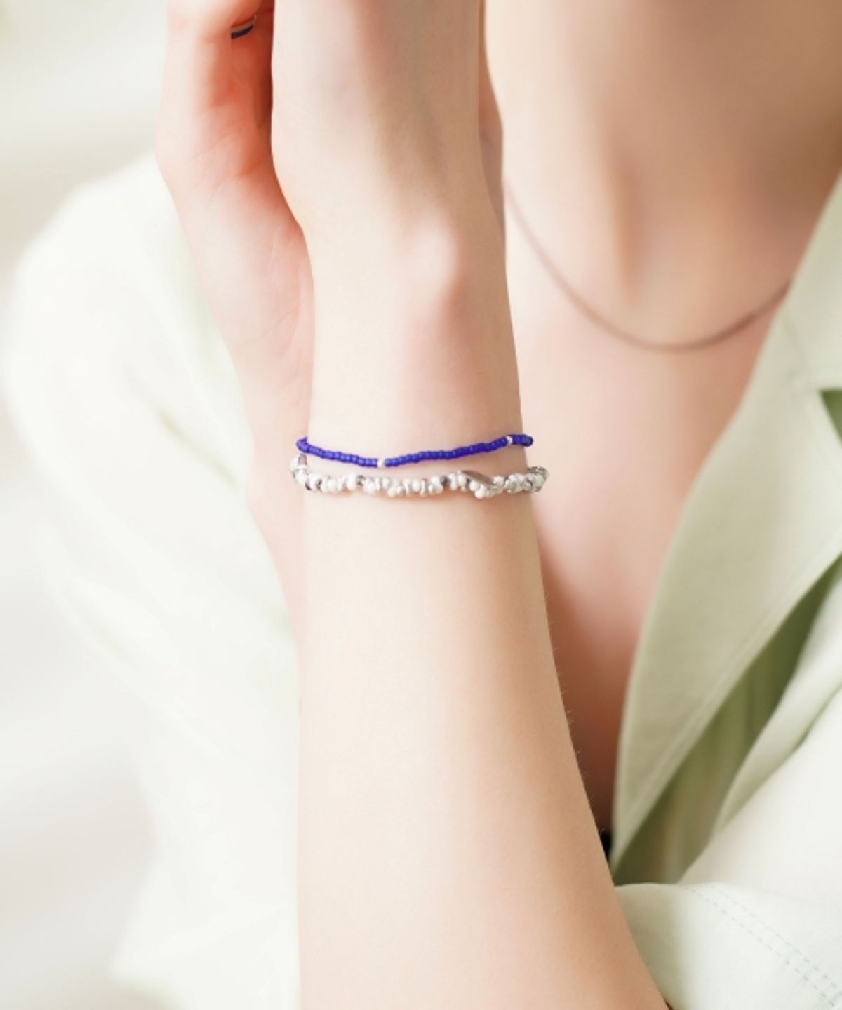 봉보(BONBEAU) Color layered daily beads Bracelet 레이어드 심플 구슬 비즈 팔찌 5color