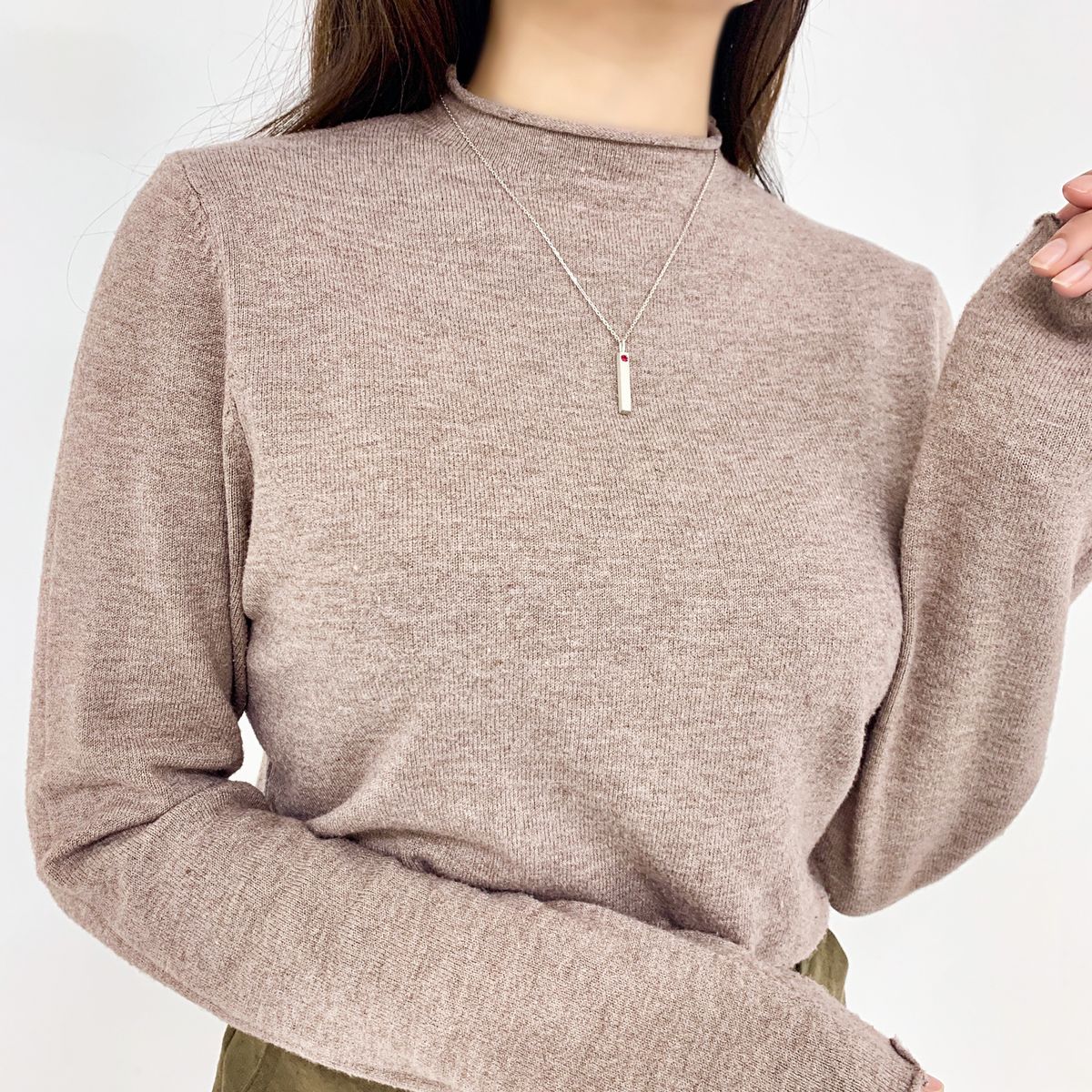 종로공장(JONGNOGONGJANG) 실버 925 이니셜 각인 스틱 체인 목걸이 (Silver Initial lettering Stick necklace)