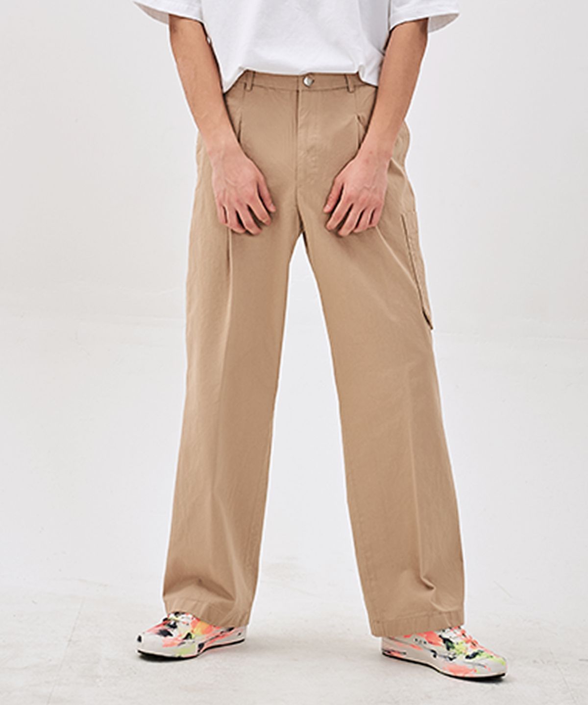 매니아매스(MANIAMASS) 원턱 주름 와이드 카고 PANTS SANE A