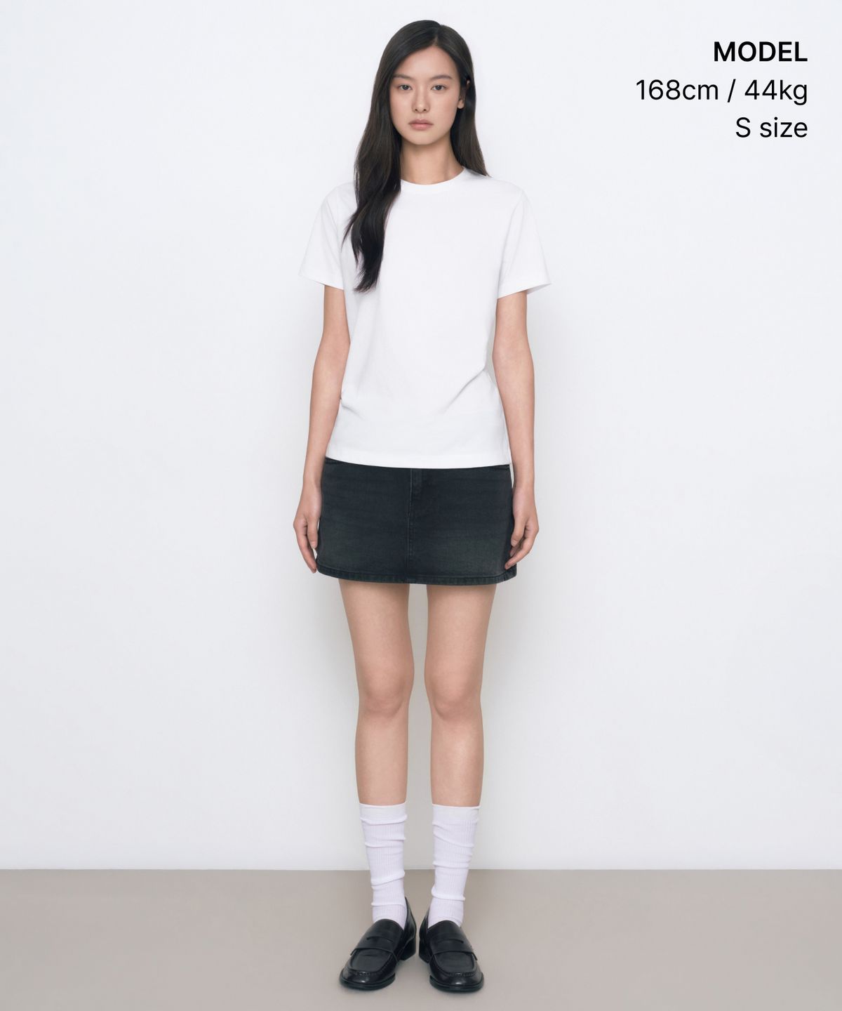 무신사 스탠다드 우먼(MUSINSA STANDARD WOMAN) [쿨탠다드] 우먼즈 베이식 크루 넥 티셔츠 [화이트]