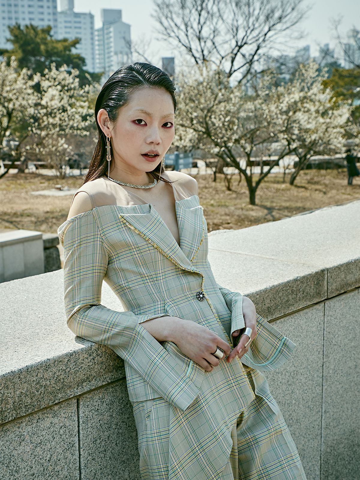 곽현주컬렉션(KWAKHYUNJOO COLLECTION) 21FW Shoulderless Scarf  Blazer Jacket