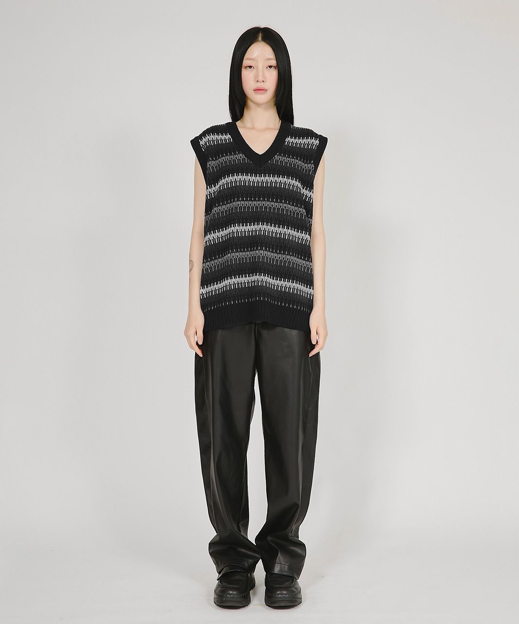【FLAREUP】6mix over knit Vest MUSINSA | FLAREUP 6 MIX KNIT VEST - CHARCOAL MIX (FL-150)