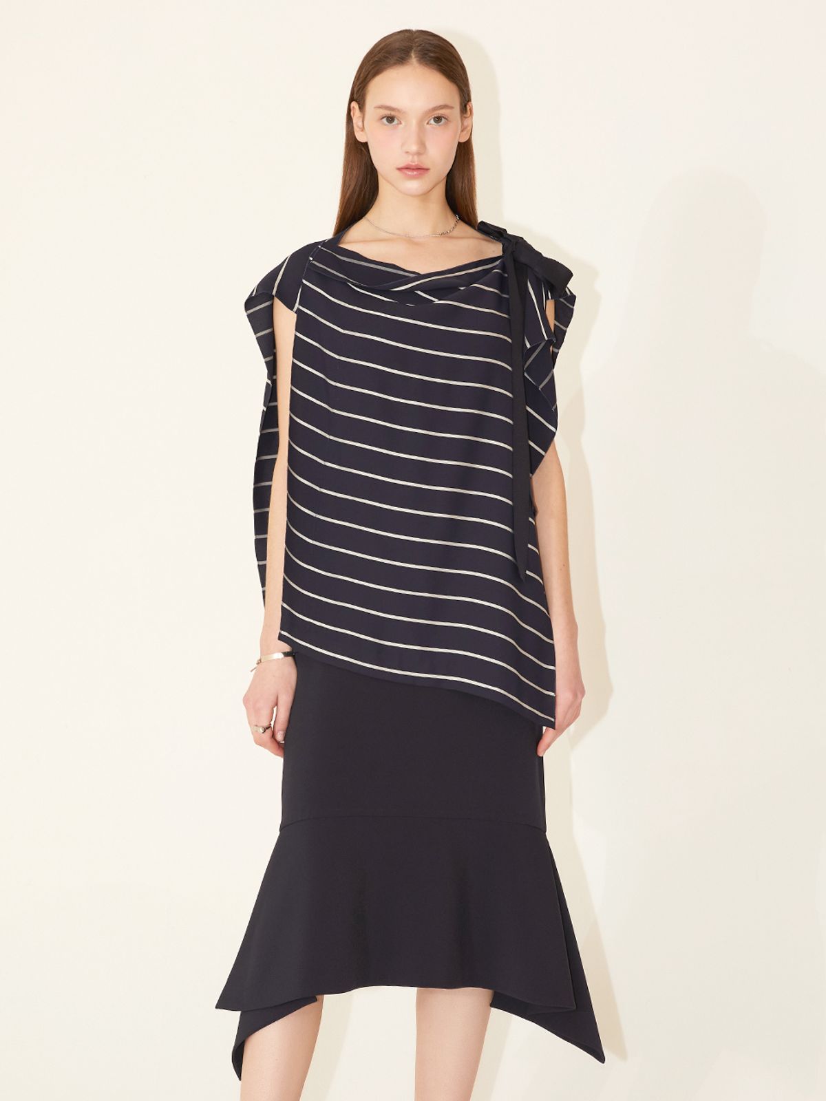르이엘(LE YIEL) Flare Skirt_Navy 플레어 스커트_네이비