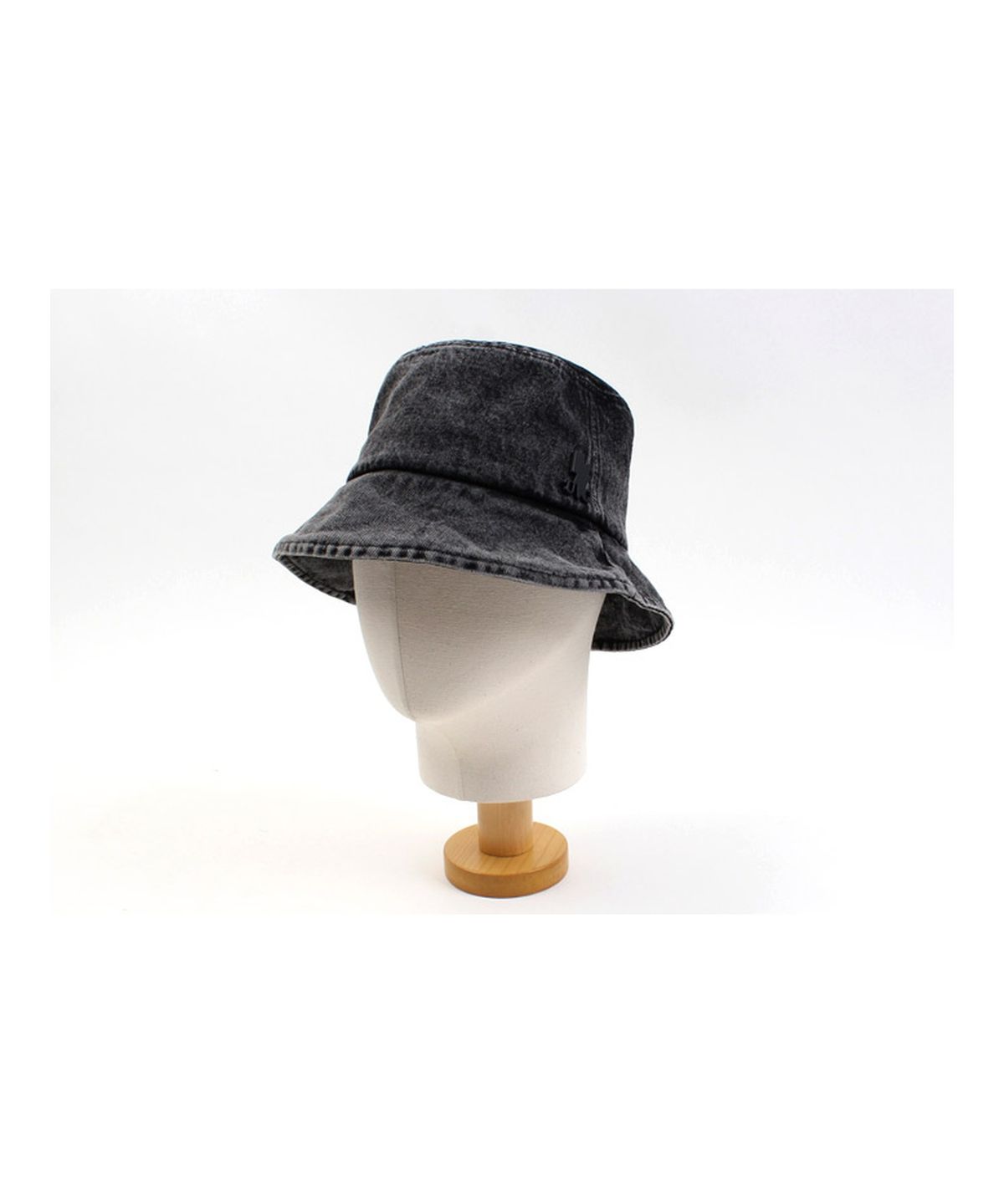유니버셜 케미스트리(UNIVERSAL CHEMISTRY) Washing Black Denim Bucket Hat 데님버킷햇