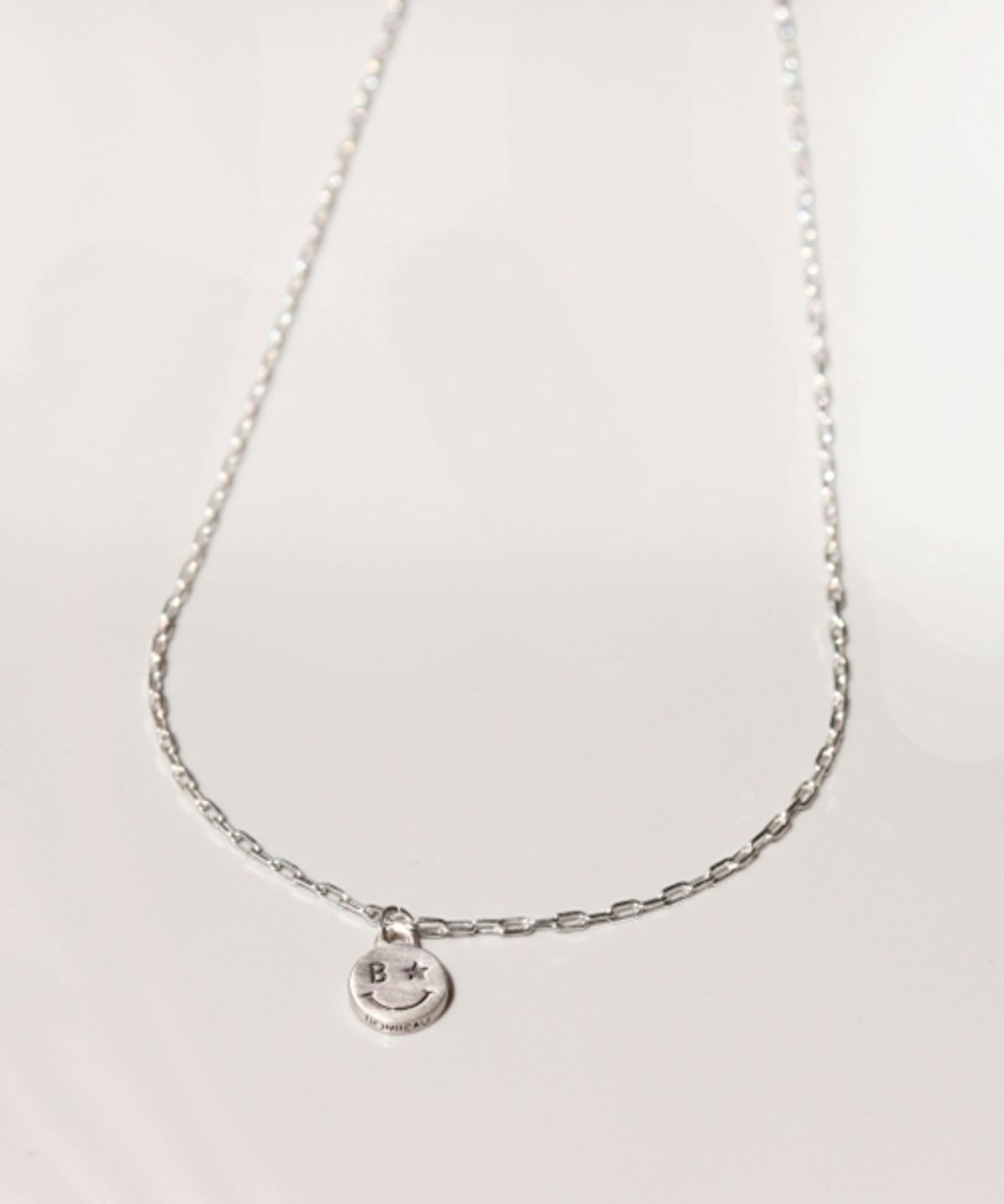 봉보(BONBEAU) Star eye smile coin pendant Necklace 스타아이 스마일 코인 팬던트 실버 체인 목걸이