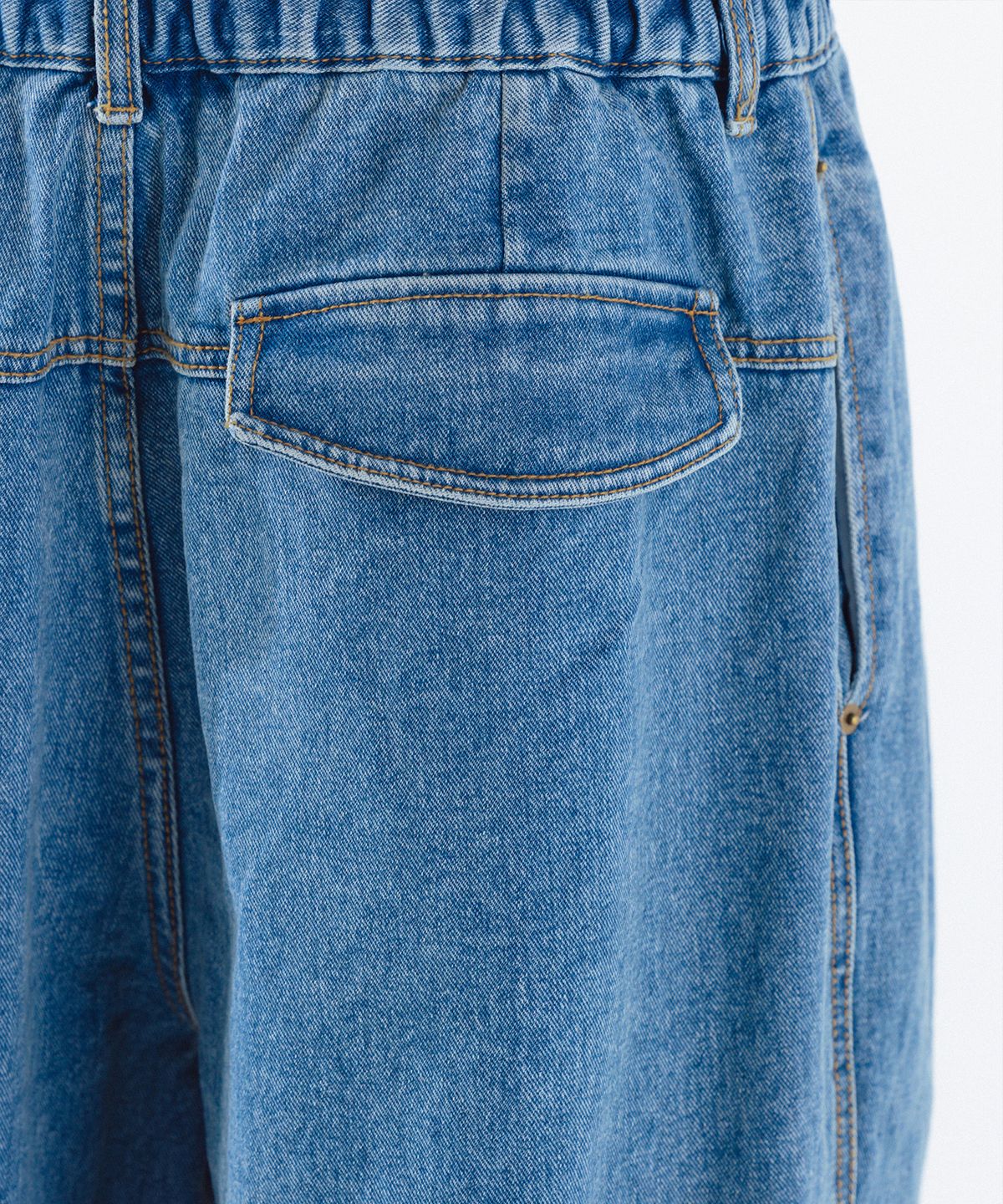 앵글런(ANGLAN) Stone Vintage Denim Balloon Pants - Light Blue