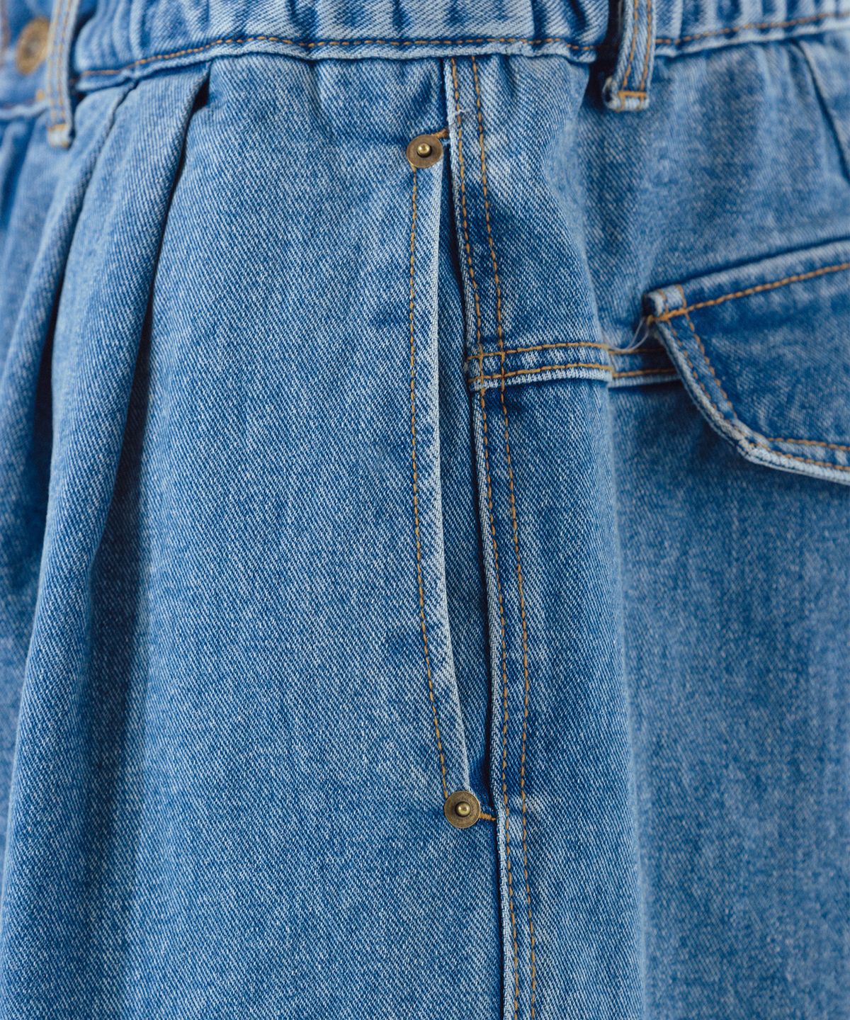 앵글런(ANGLAN) Stone Vintage Denim Balloon Pants - Light Blue