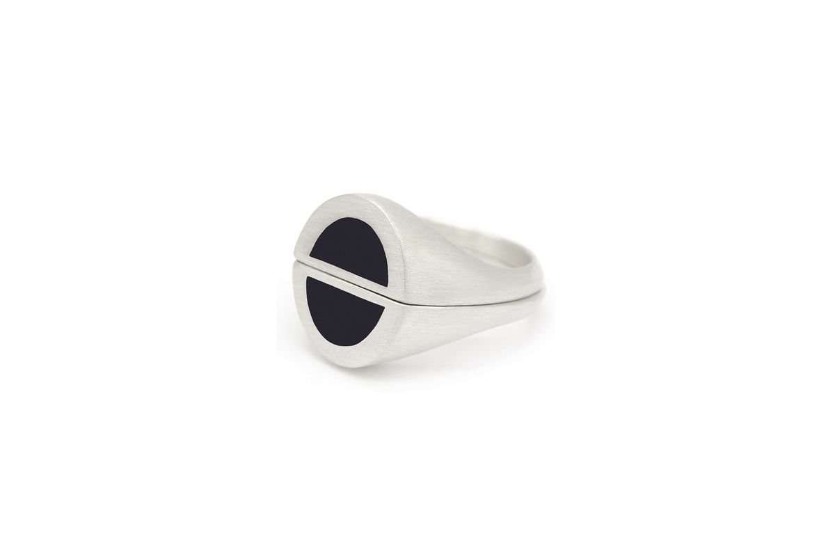 오드콜렛(ODDCOLLET) half signet ring 002 (black)