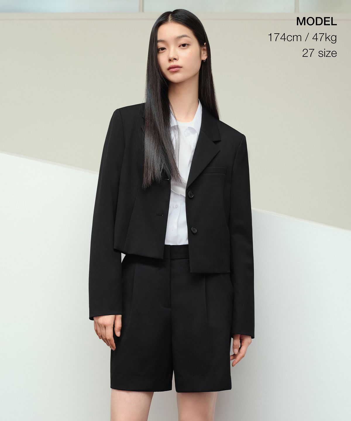 무신사 스탠다드 우먼(MUSINSA STANDARD WOMAN) 우먼즈 라이트웨이트 히든 밴딩 하프 슬랙스 [블랙]