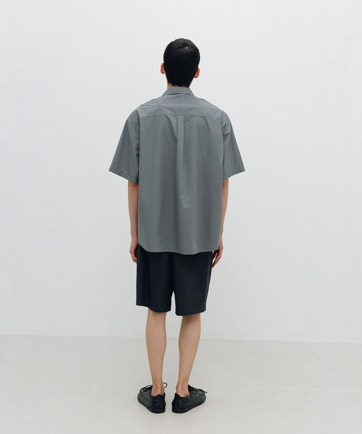 블랭크룸(BLANKROOM) 파인데이 박스 셔츠_BLUE KHAKI