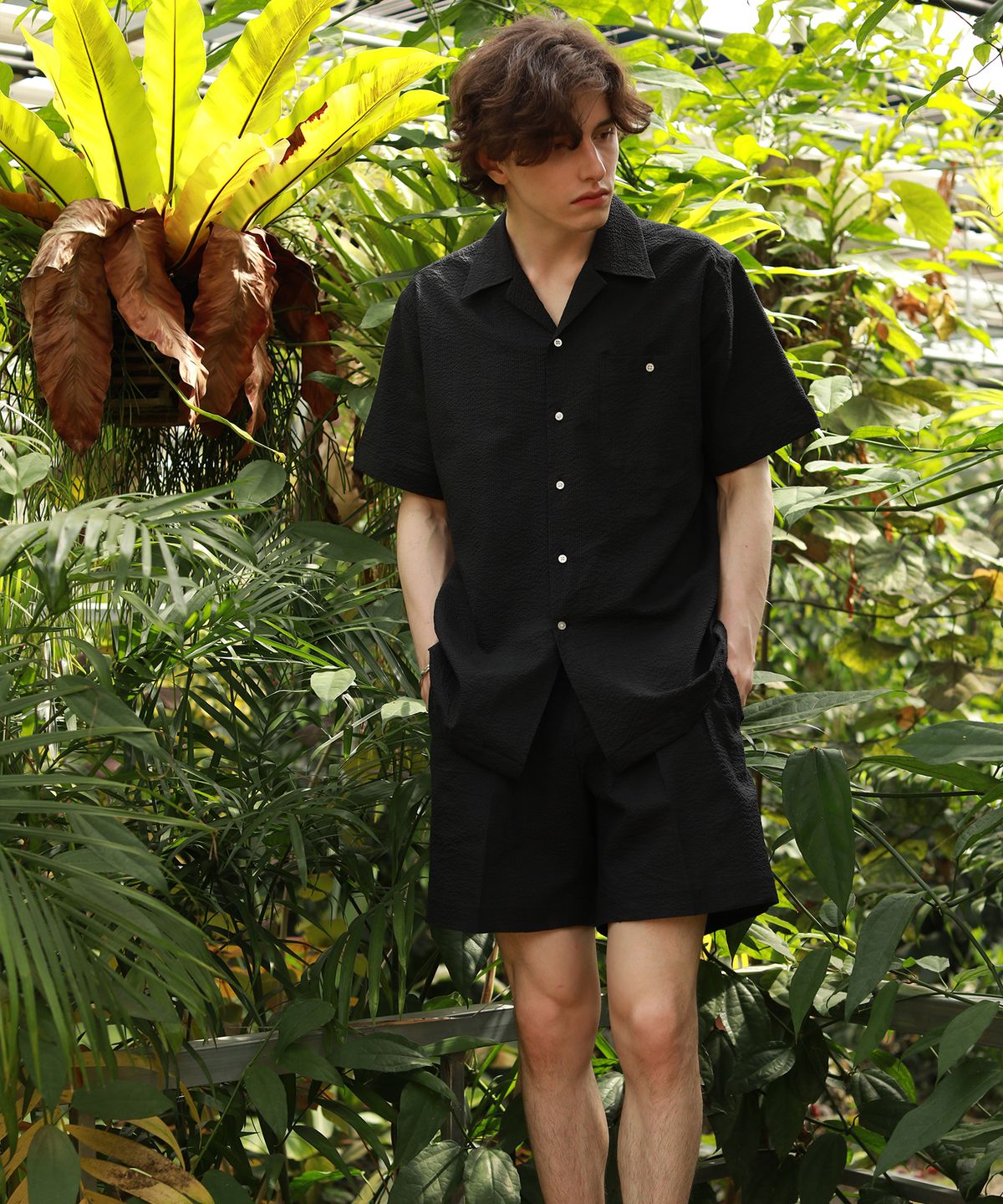 벨리프(BELLIEF) seersucker two tuck shorts (Dark Navy)