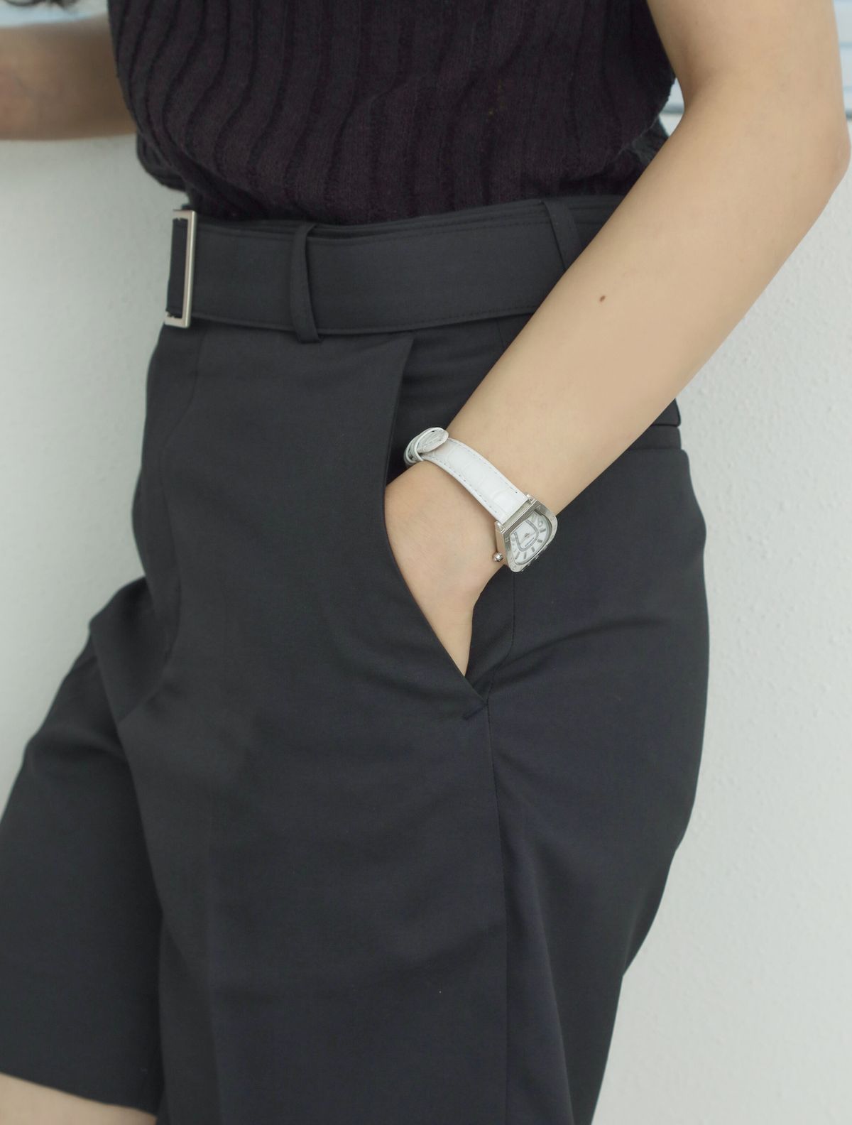 유제(YUJE) UVEIL BELT HALF SLACKS (2color)