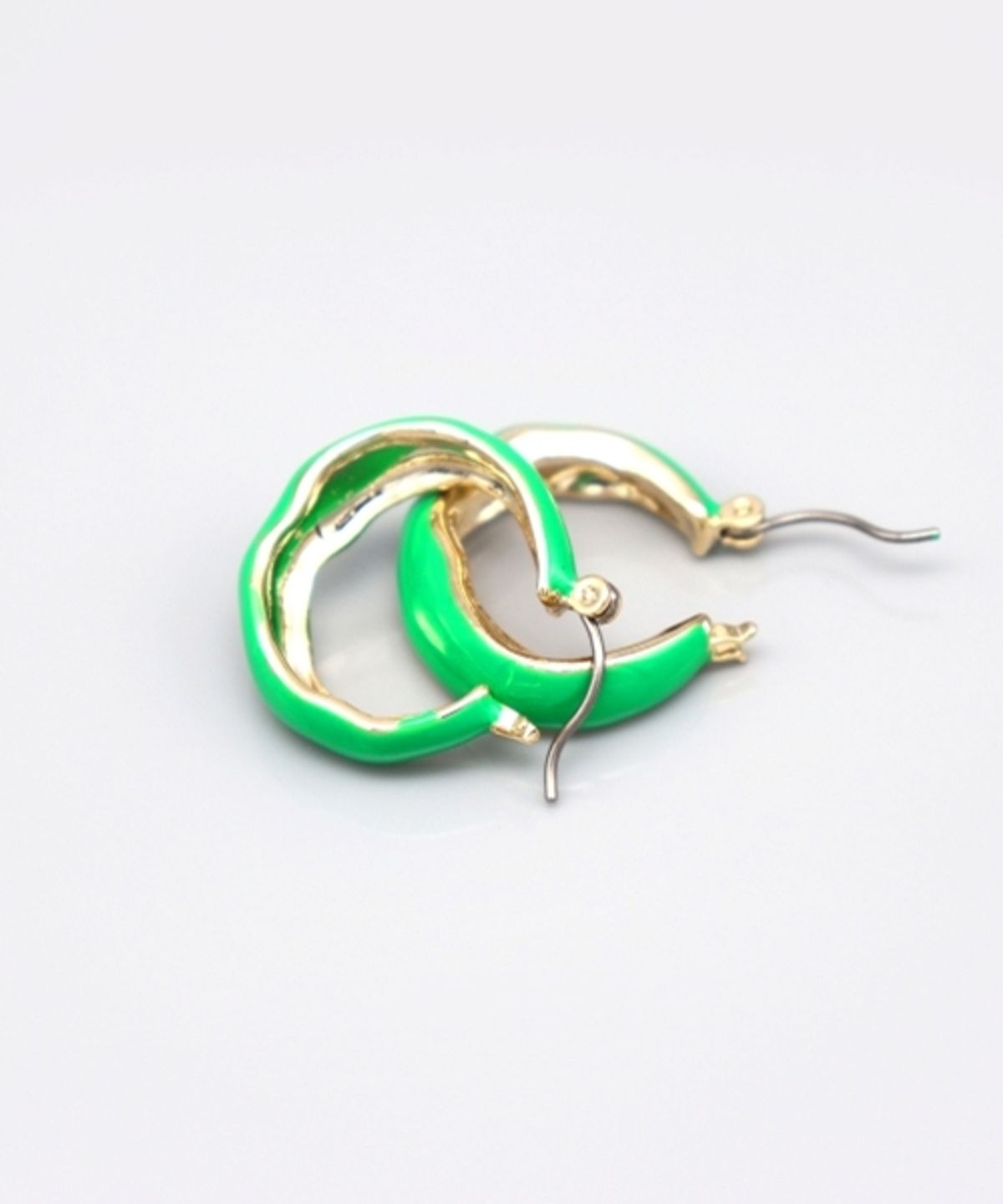 봉보(BONBEAU) Fancy color epoxy hoop Eearings 비비드 네온 컬러 포인트 볼드 후프 귀걸이