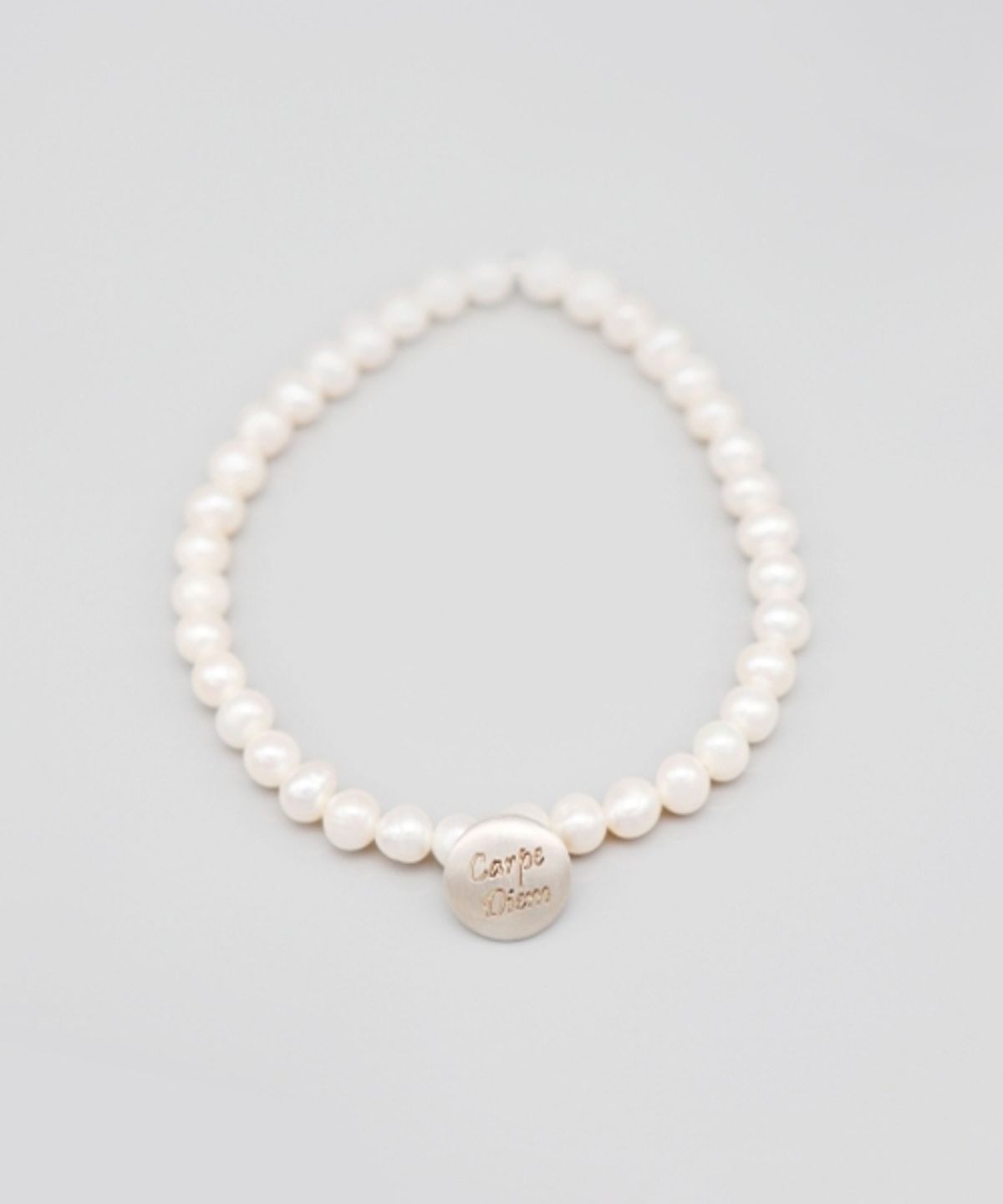 봉보(BONBEAU) Silver initial button charm ball Bracelet 실버 이니셜 각인 버튼 참 볼 팔찌