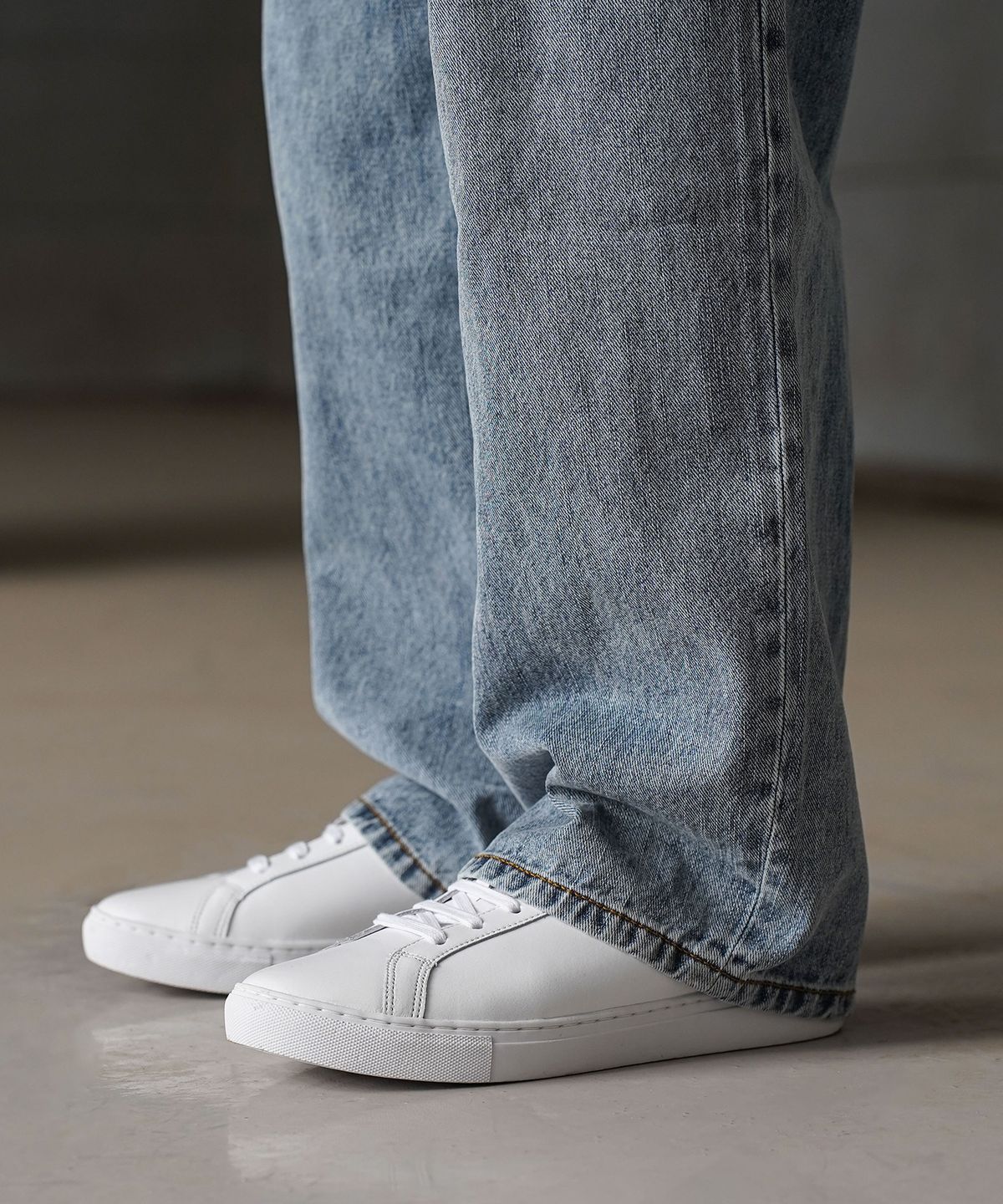 식스핏(6FT) 1IN WHITE HI - 화이트 스니커즈 키높이 버전