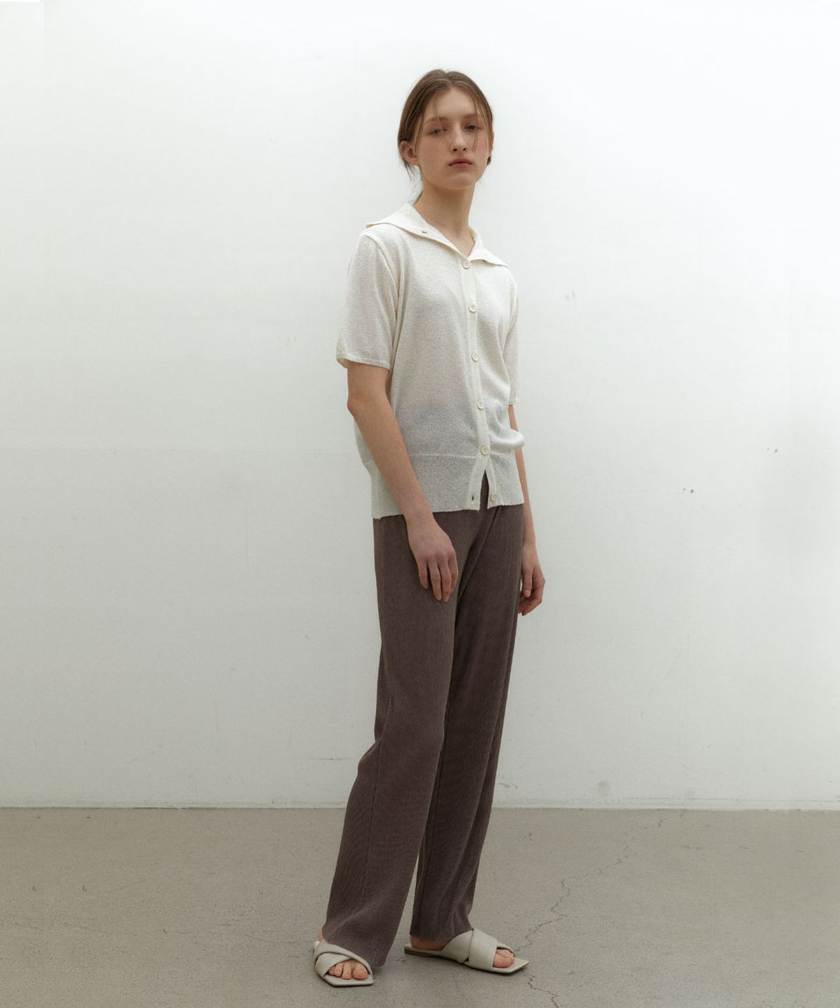 38컴온커먼(38COMEONCOMMON) 21SR OBLONG COLLAR KNIT CARDIGAN (PEAL CREAM)