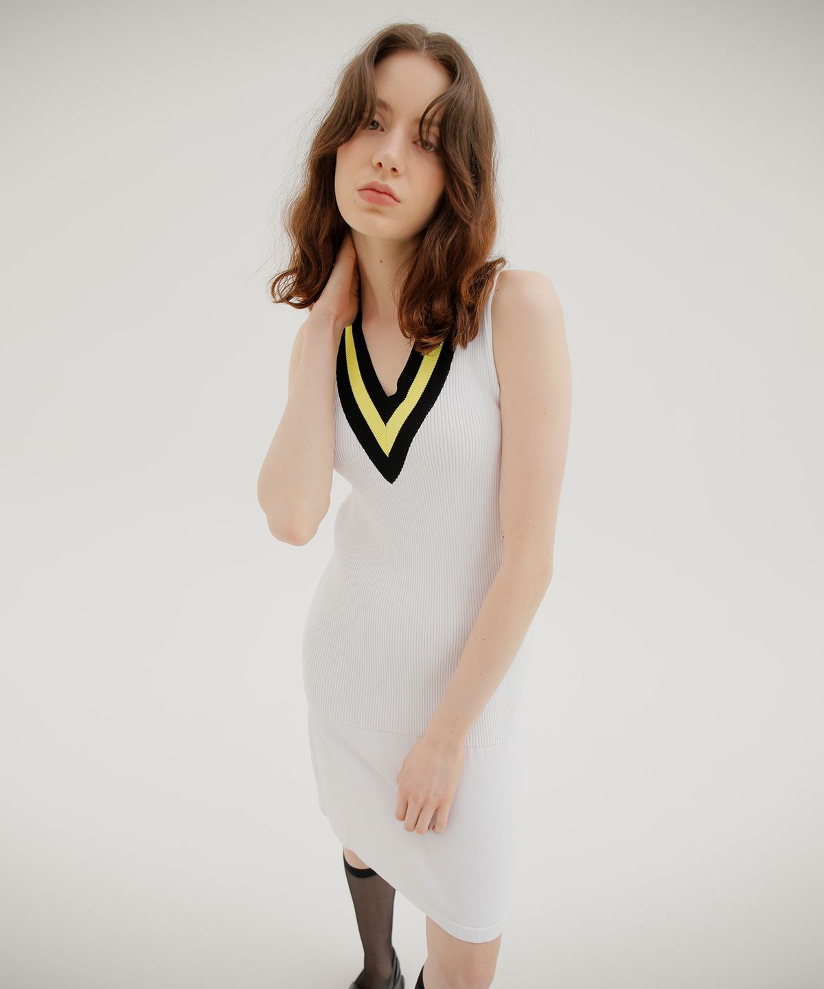 느와(NOIR) V Knit Dress