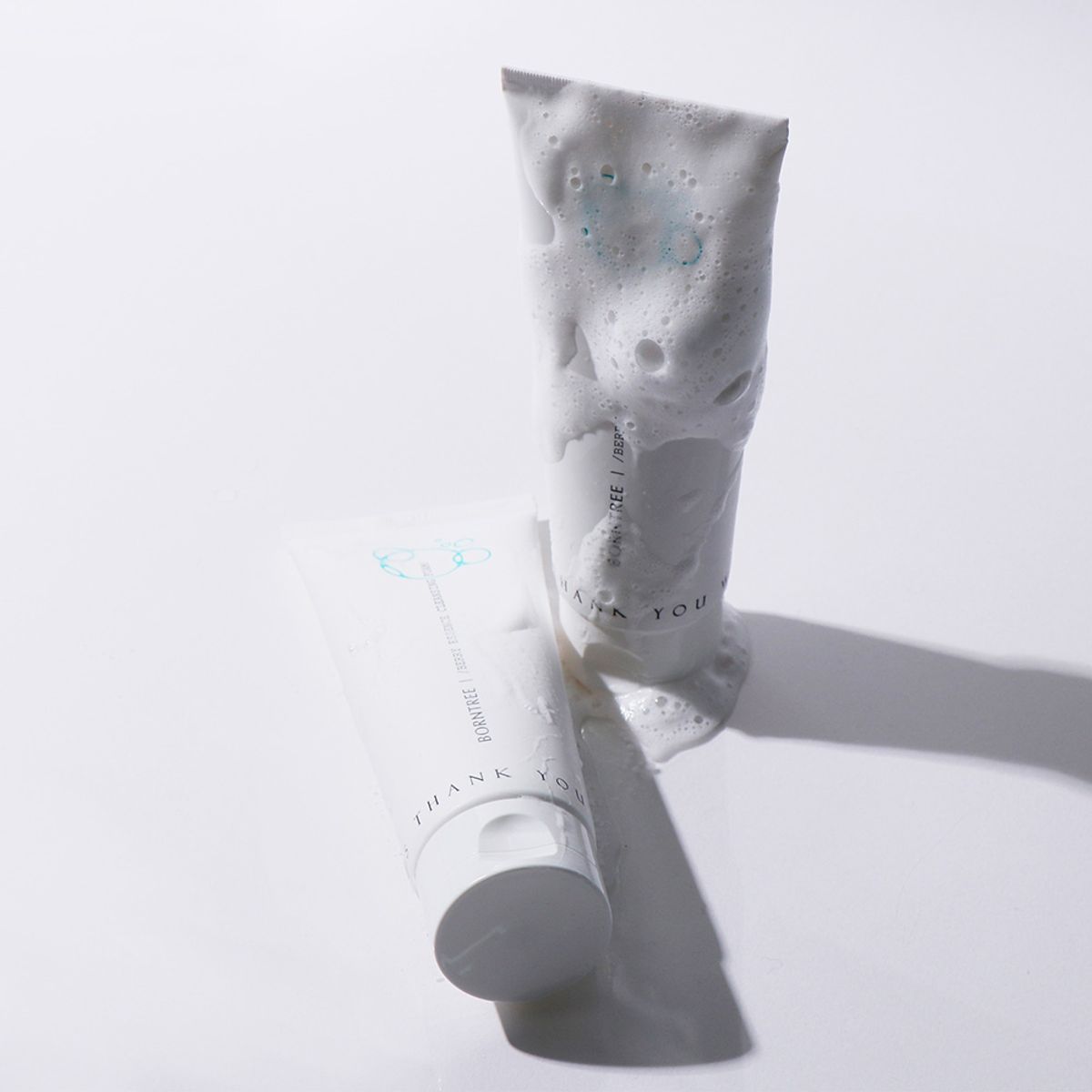 본트리(BORNTREE) 베리 에센스 클렌징폼 150ml 2개