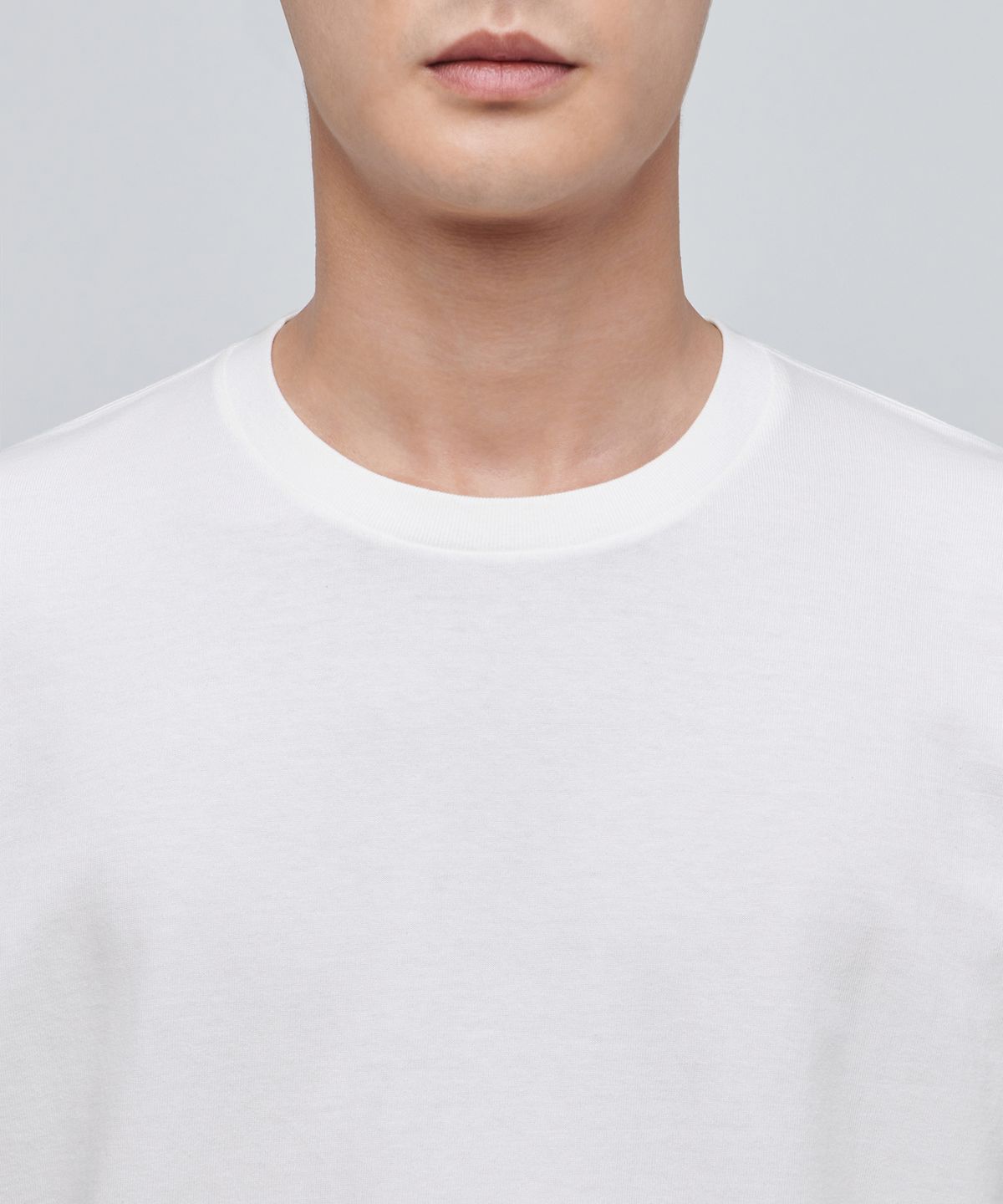 무신사 스탠다드(MUSINSA STANDARD) 레이어드 크루 넥 티셔츠_긴 기장 [크림]