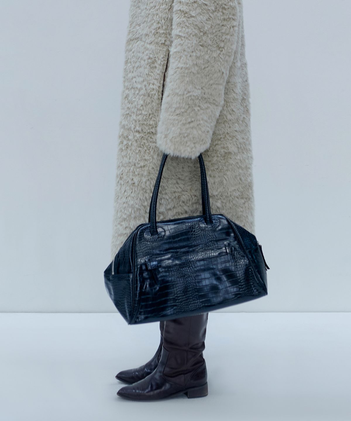 크리스틴프로젝트(CHRISTINE PROJECT) TWO ZIPPER BAG CROC ORIGINAL(BLACK PEPPER)