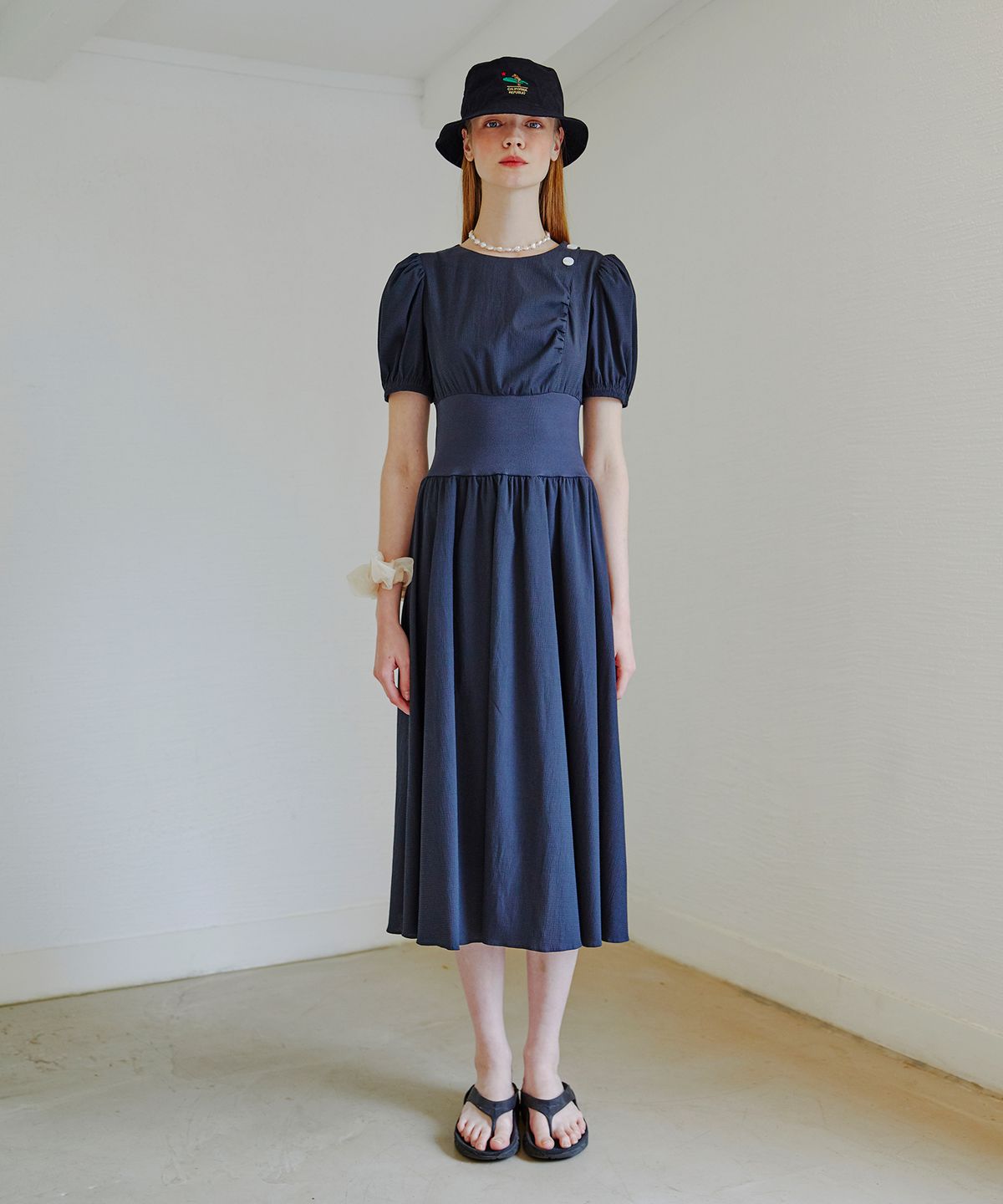 에트몽(ETMON) Waist Ribbed Dress  Black