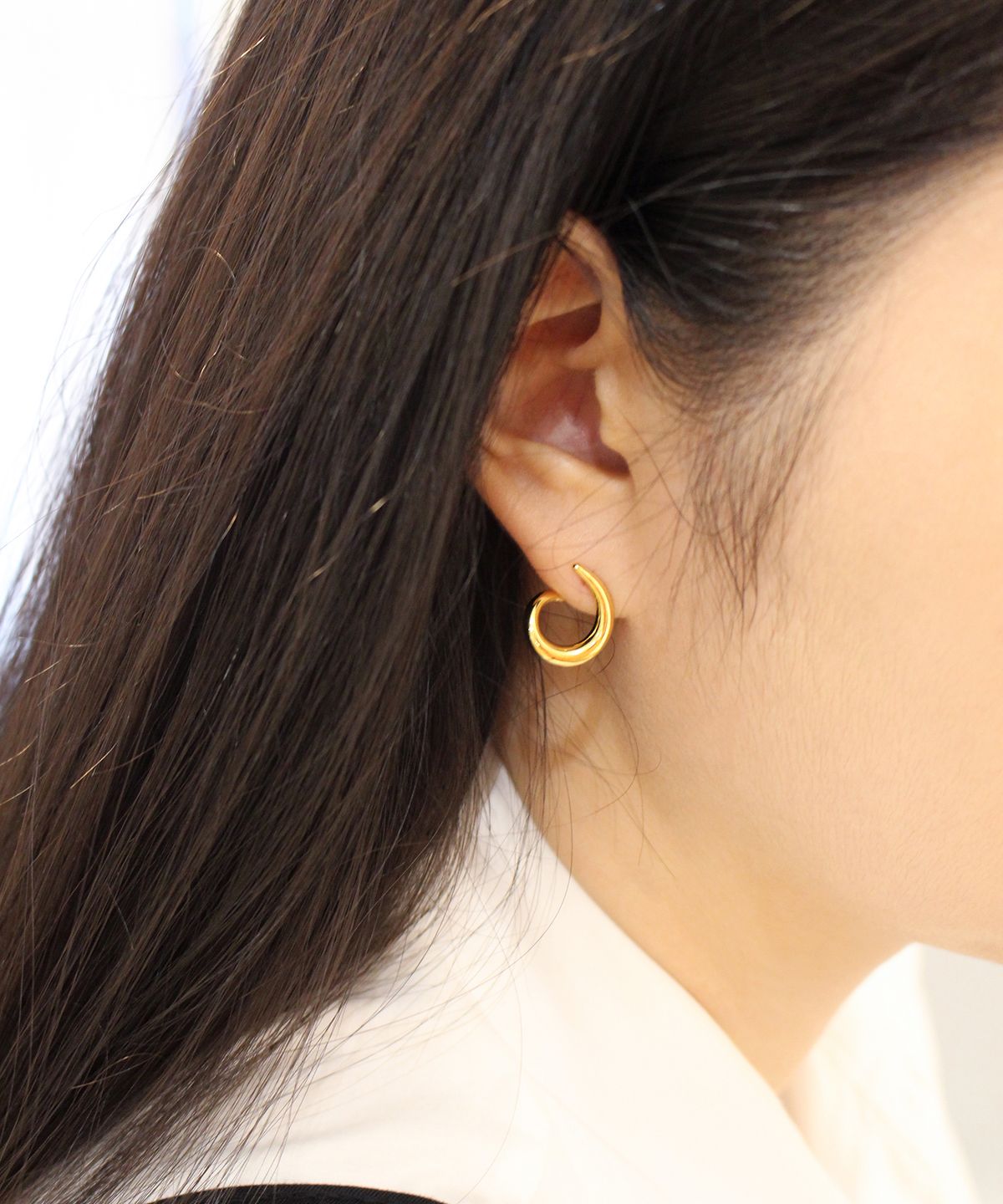 메이딘리(MADIN'LY) Virgule earring