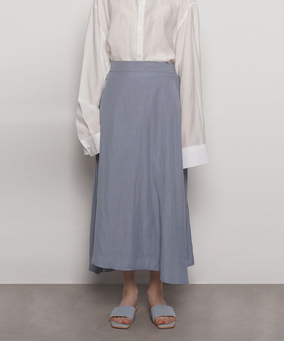 에이본(THE-ABON) W27 tu iong flared skirt black