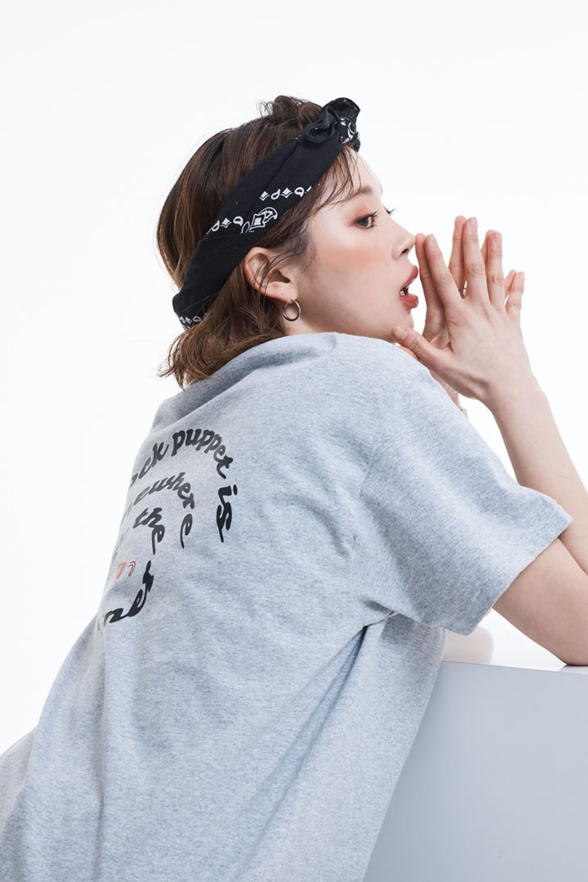 스터퍼(STUFFER) 집 구석 어딘가 T-shirts