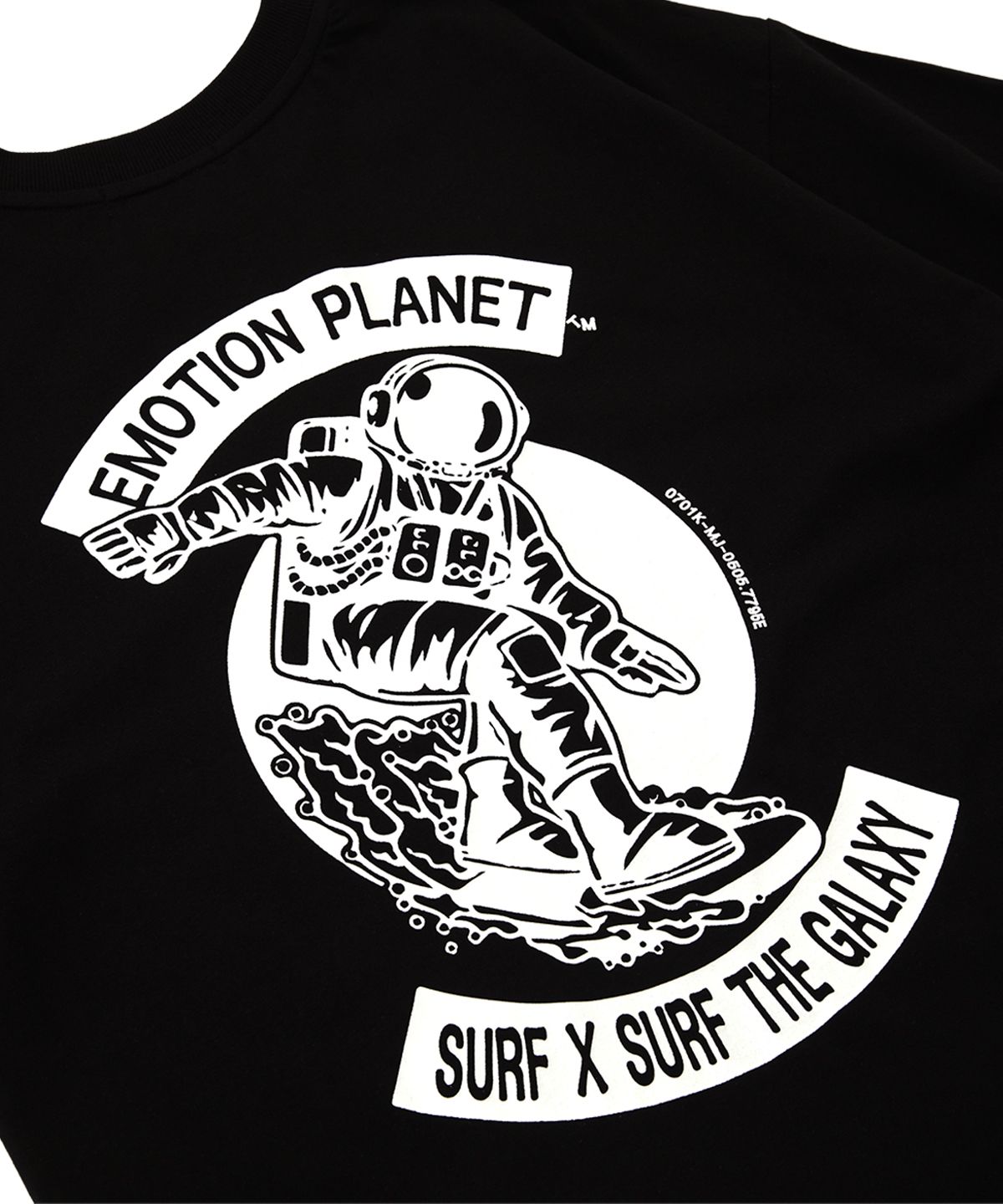이모션플래닛(EMOTION PLANET) 서퍼X서퍼 2 반팔 티셔츠 반팔 티셔츠  (블랙)