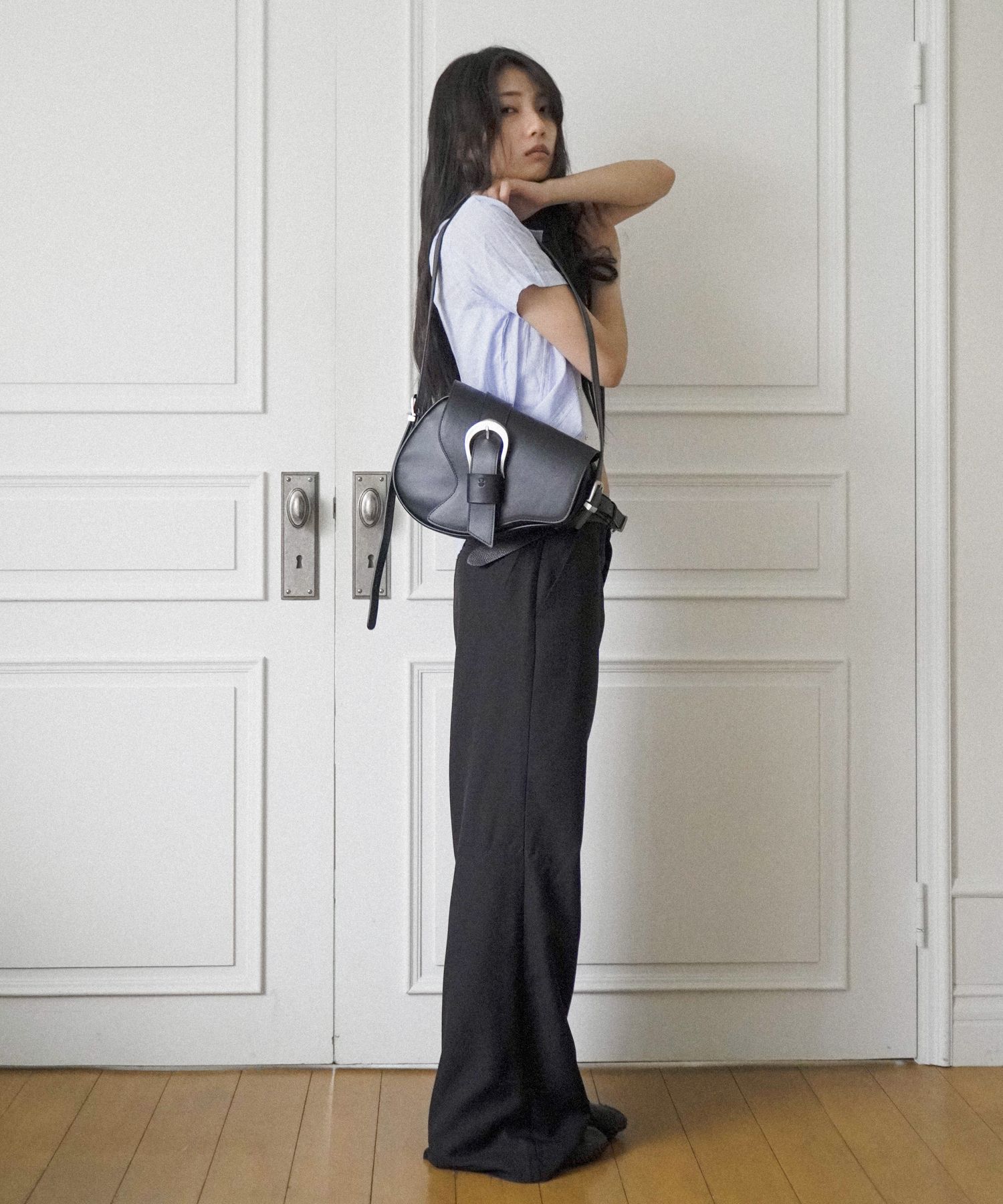 MUSINSA | IUGAMAKARAS H-Buckle Holster Bag
