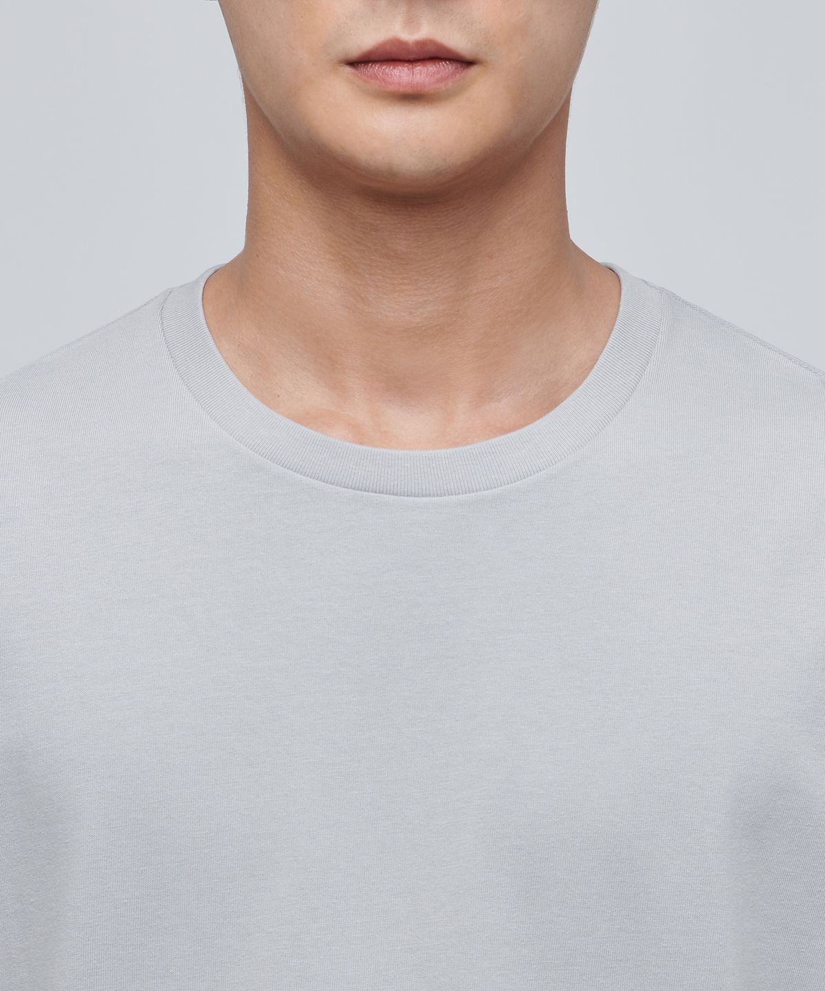 무신사 스탠다드(MUSINSA STANDARD) 레이어드 슬리브리스 탑_긴 기장 [라이트 그레이]