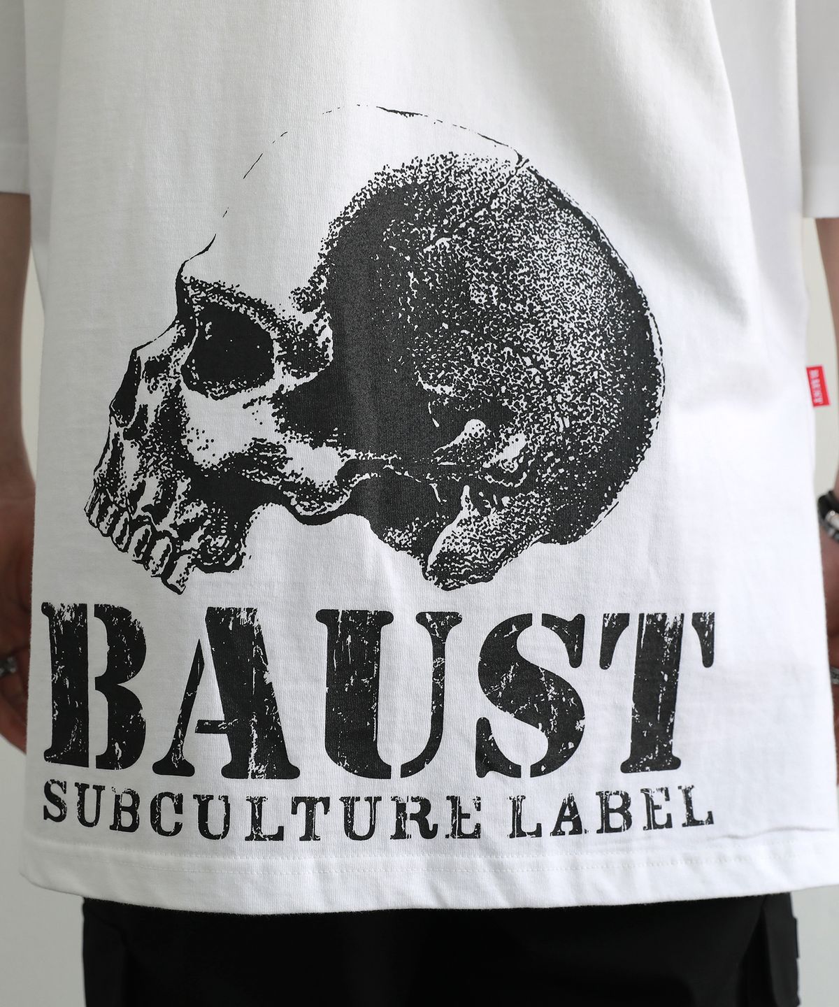 바우스트(BAUST) 버팔로 시그니처 로고 7부소매 해골 반팔티[WHITE]