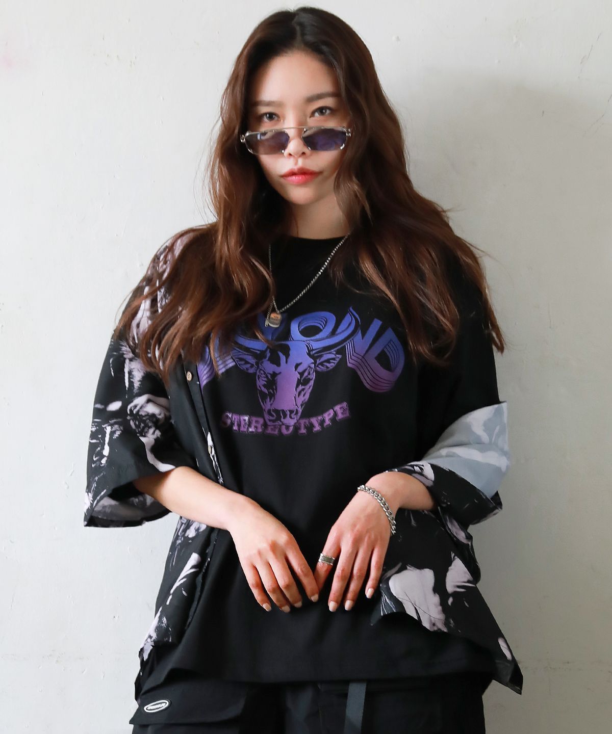 바우스트(BAUST) 버팔로 시그니처 그라데이션 나염 반팔티[BLACK]