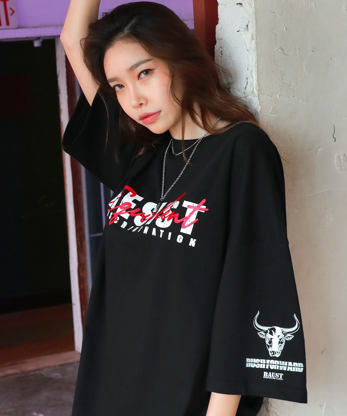 바우스트(BAUST) 버팔로 시그니처 로고 7부소매 해골 반팔티[BLACK]