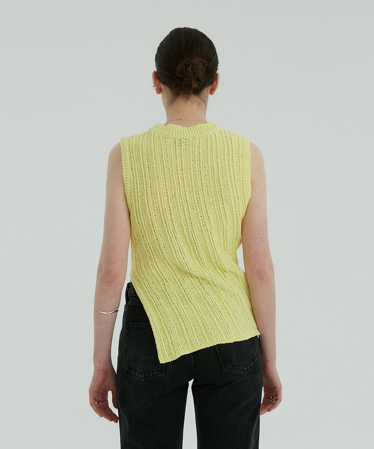 렘플레이스먼트(REMPLACEMENT) ASYMMETRIC SLEEVELESS - LIME YELLOW