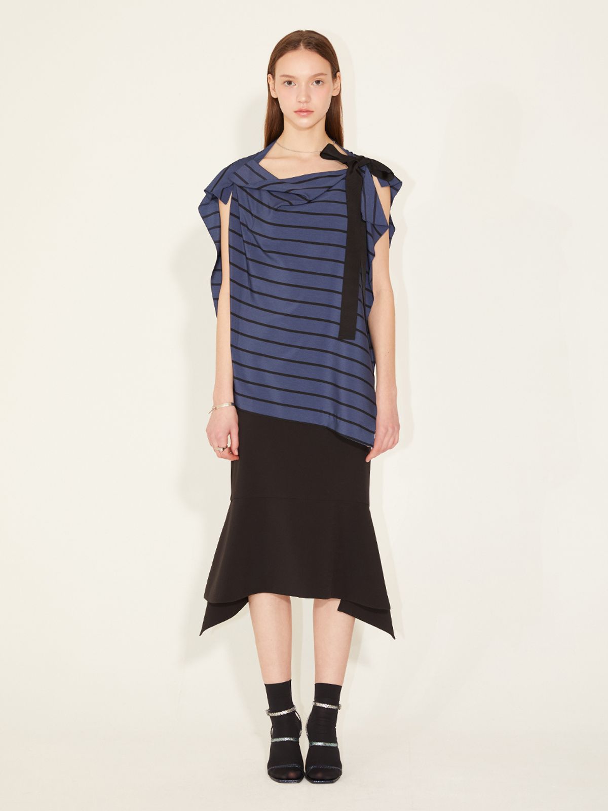 르이엘(LE YIEL) Flare Skirt_Black 플레어 스커트_블랙