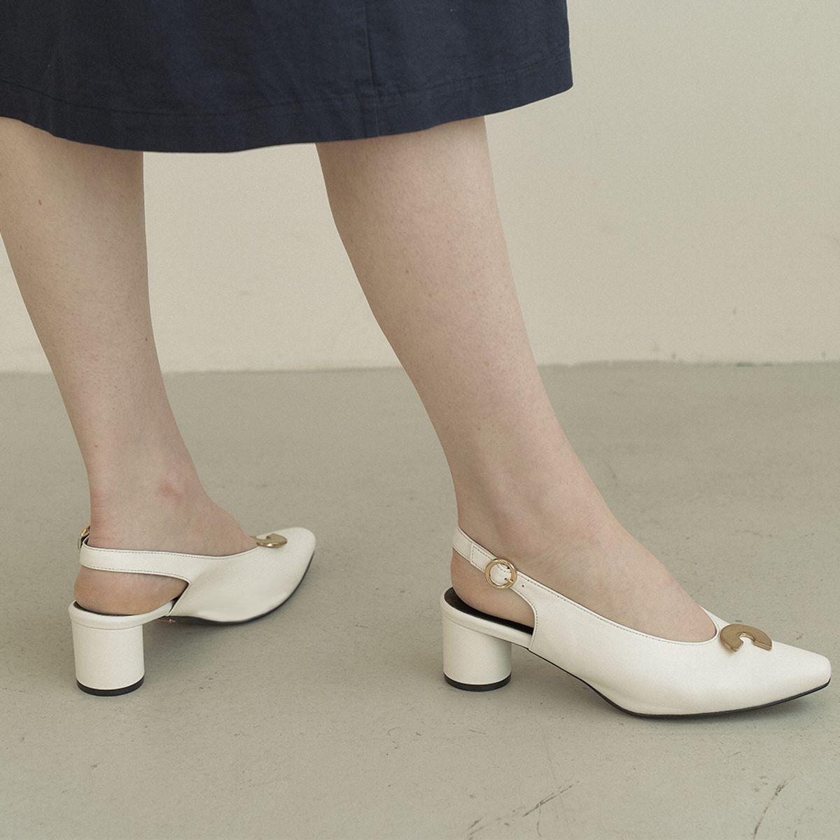 케리제이드(KERRIJADE) HalfMoon Slingback_CreamWhite