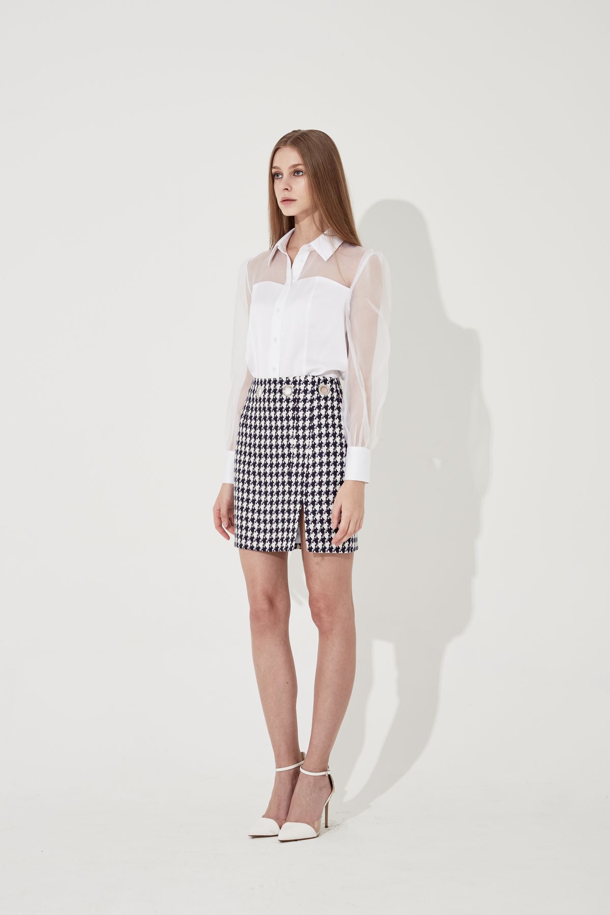 채뉴욕(CHAENEWYORK) Hound tooth check Eyelet Skirt [Navy]