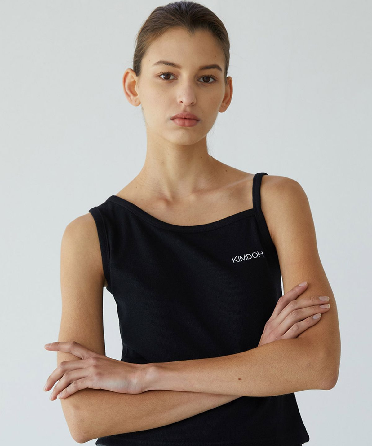 킴도(KIMDOH) BLACK ASYMMETRICAL RIB LOGO TANK