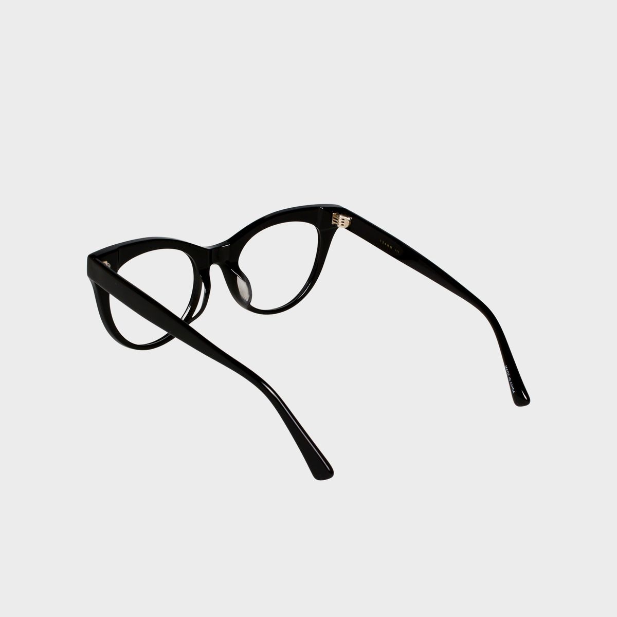 일삼사엠엠(134MM) 캣츠아이 오버형 아세테이트 블랙 M000877