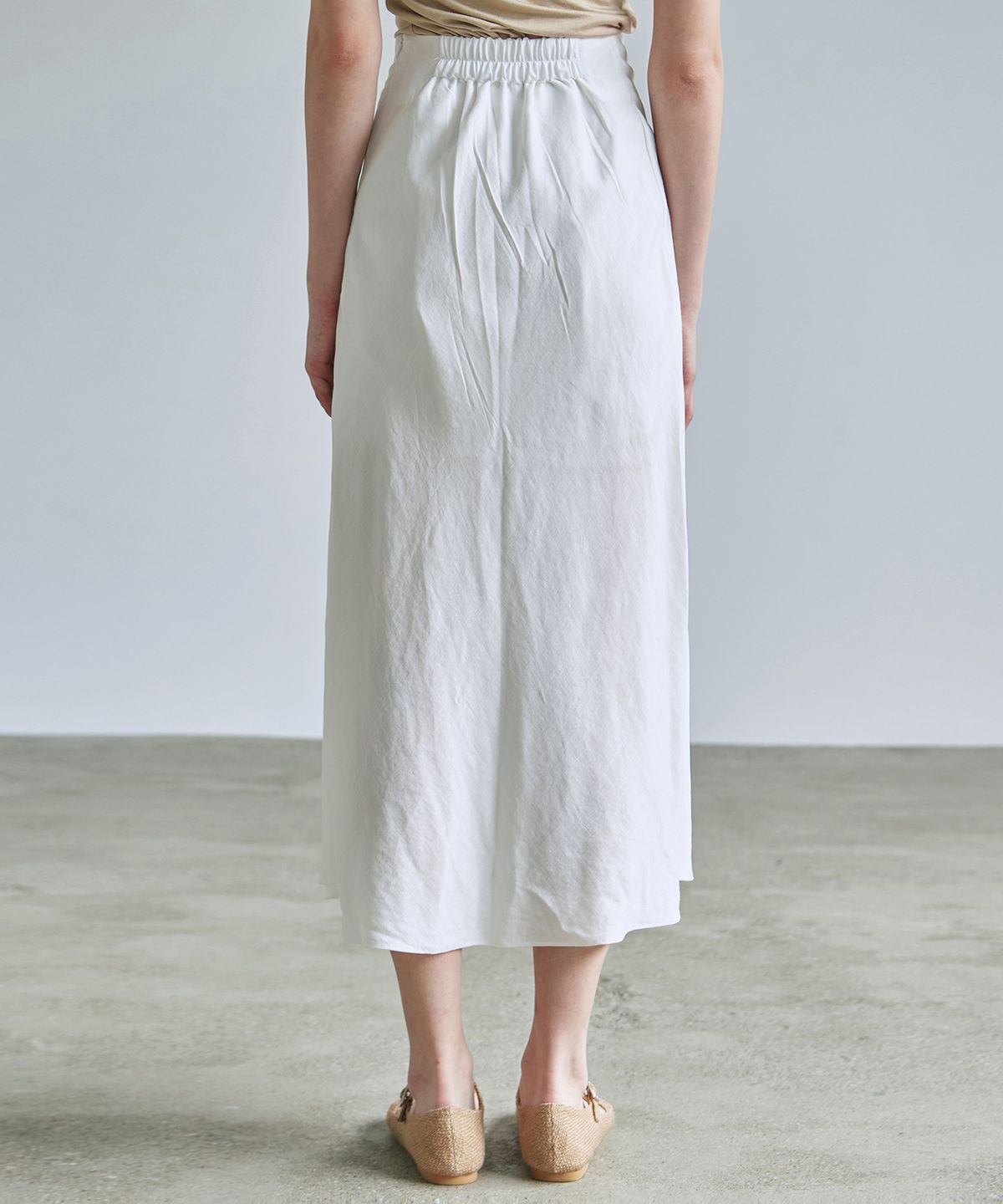 닉앤니콜(NICK&NICOLE) SATIN LONG SKIRT_WHITE